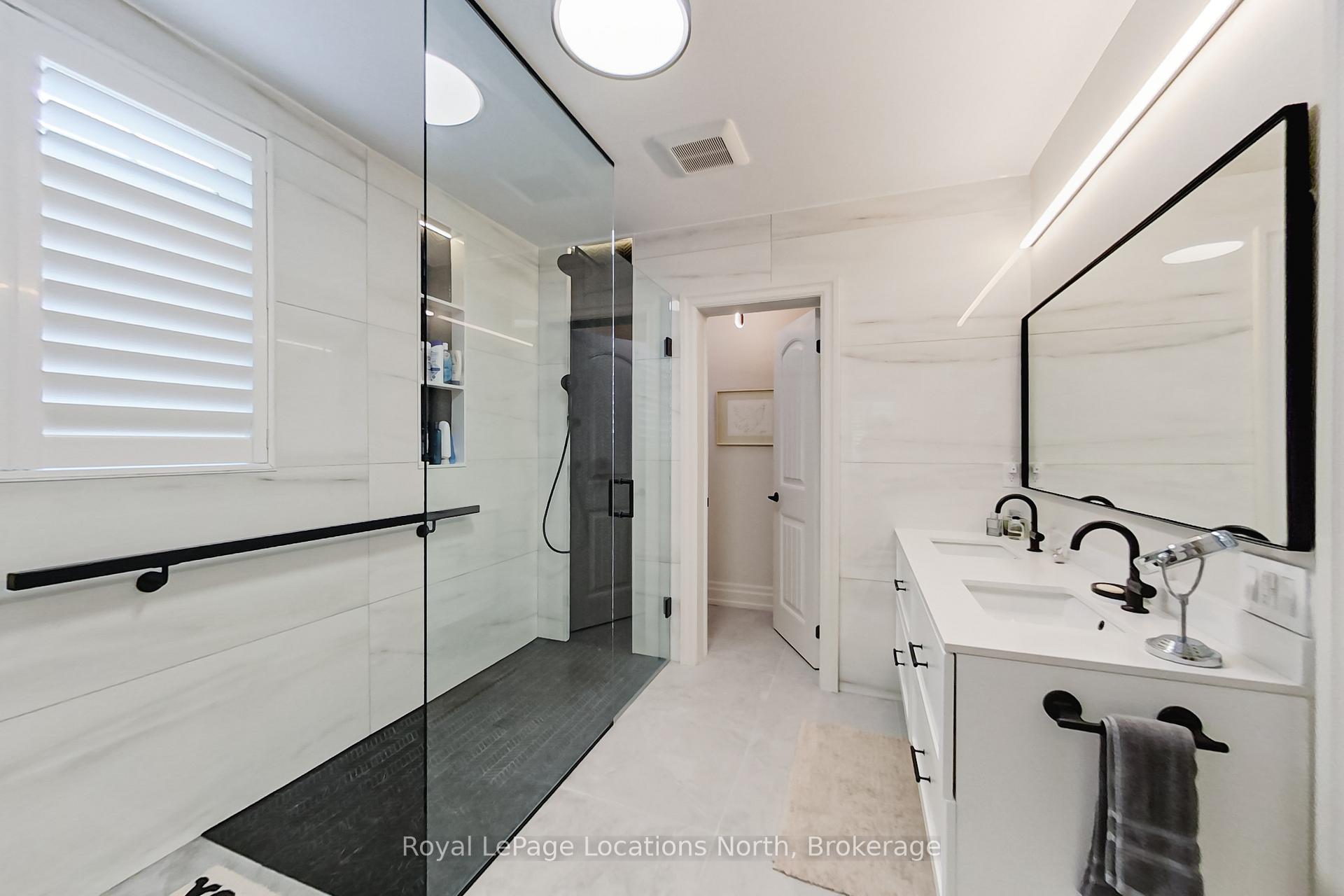 Photo 36 of 128 Rankin's Crescent, Blue Mountains — HOMEH