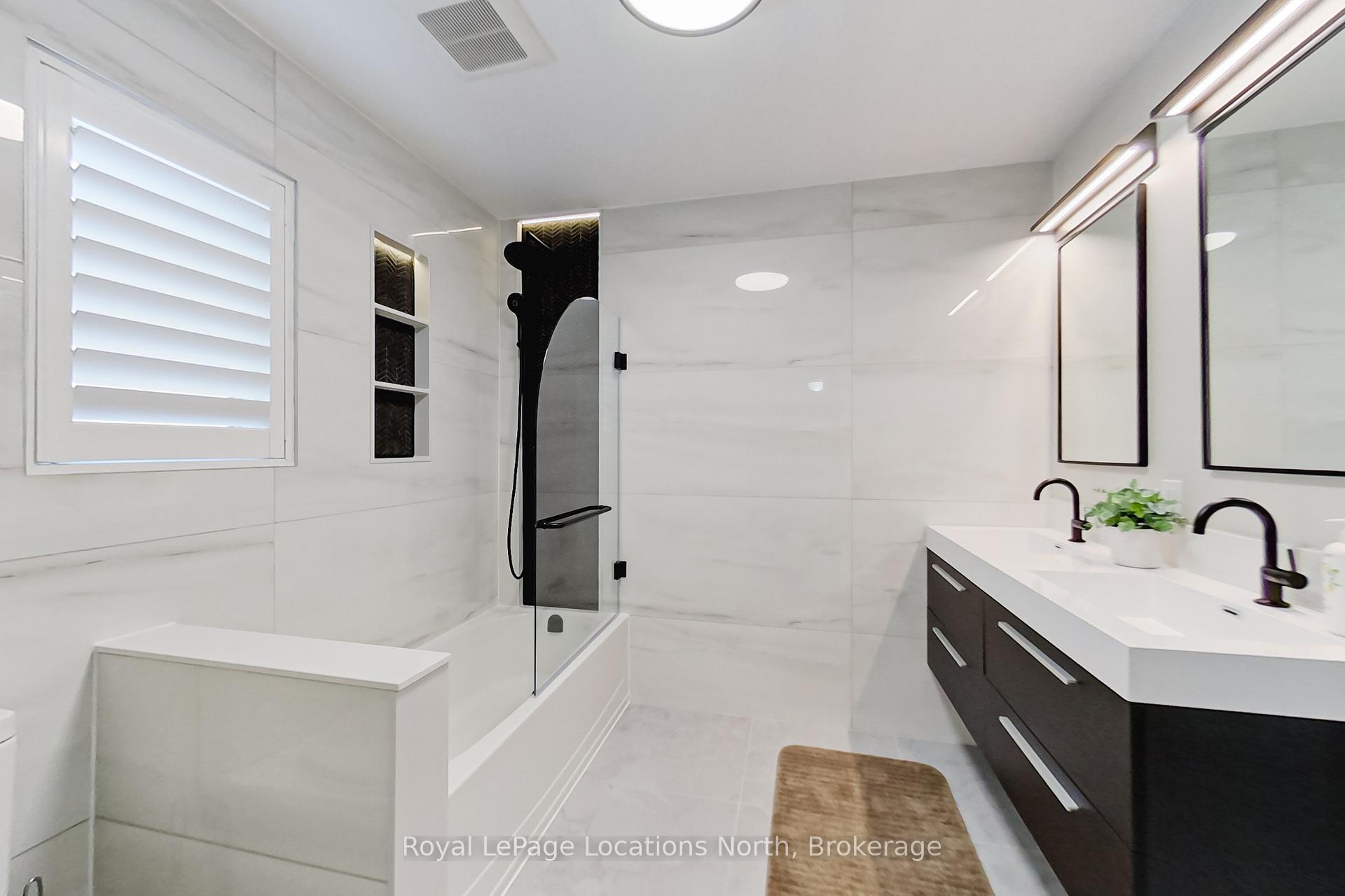 Photo 26 of 128 Rankin's Crescent, Blue Mountains — HOMEH