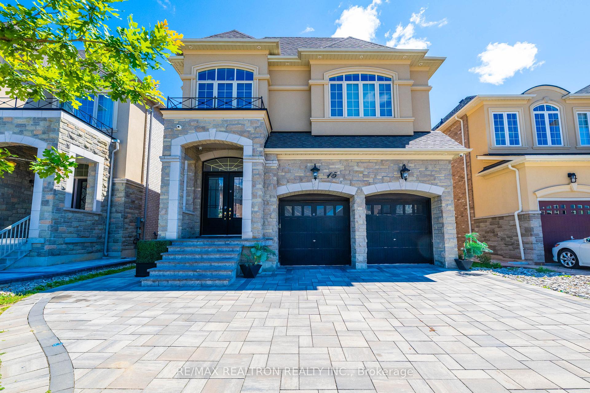 Photo 4 of 15 Cannes Avenue E, Vaughan, Vellore Village — HOMEH