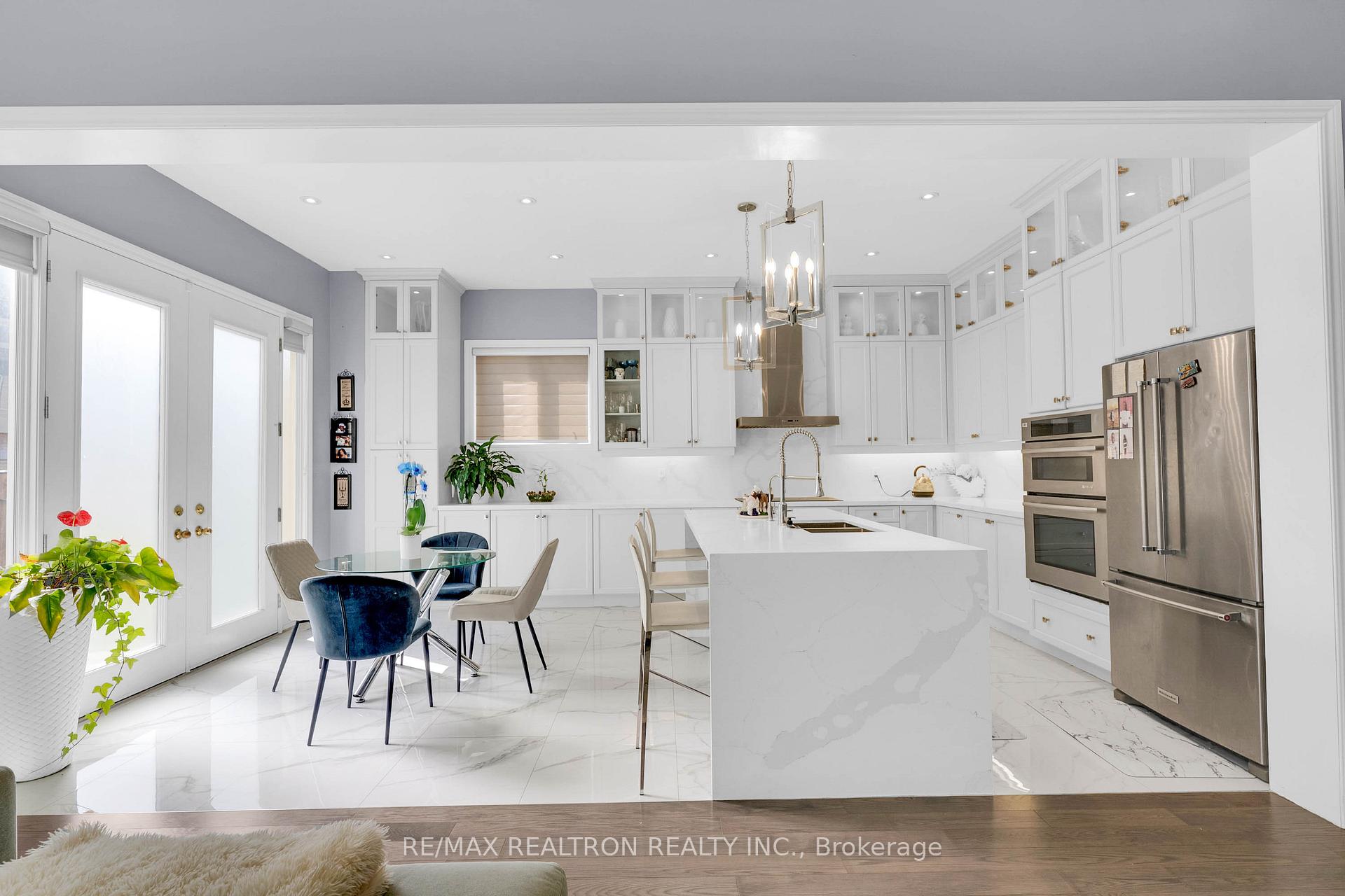 Photo 12 of 15 Cannes Avenue E, Vaughan, Vellore Village — HOMEH