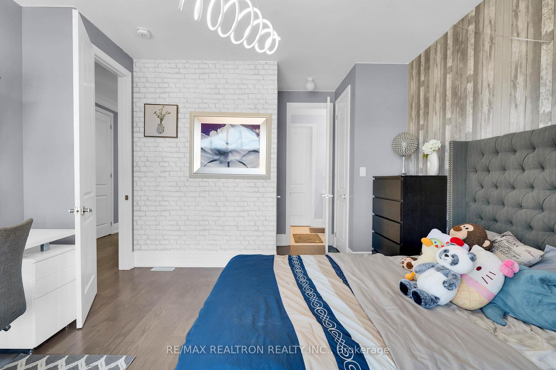 Photo 25 of 15 Cannes Avenue E, Vaughan, Vellore Village — HOMEH