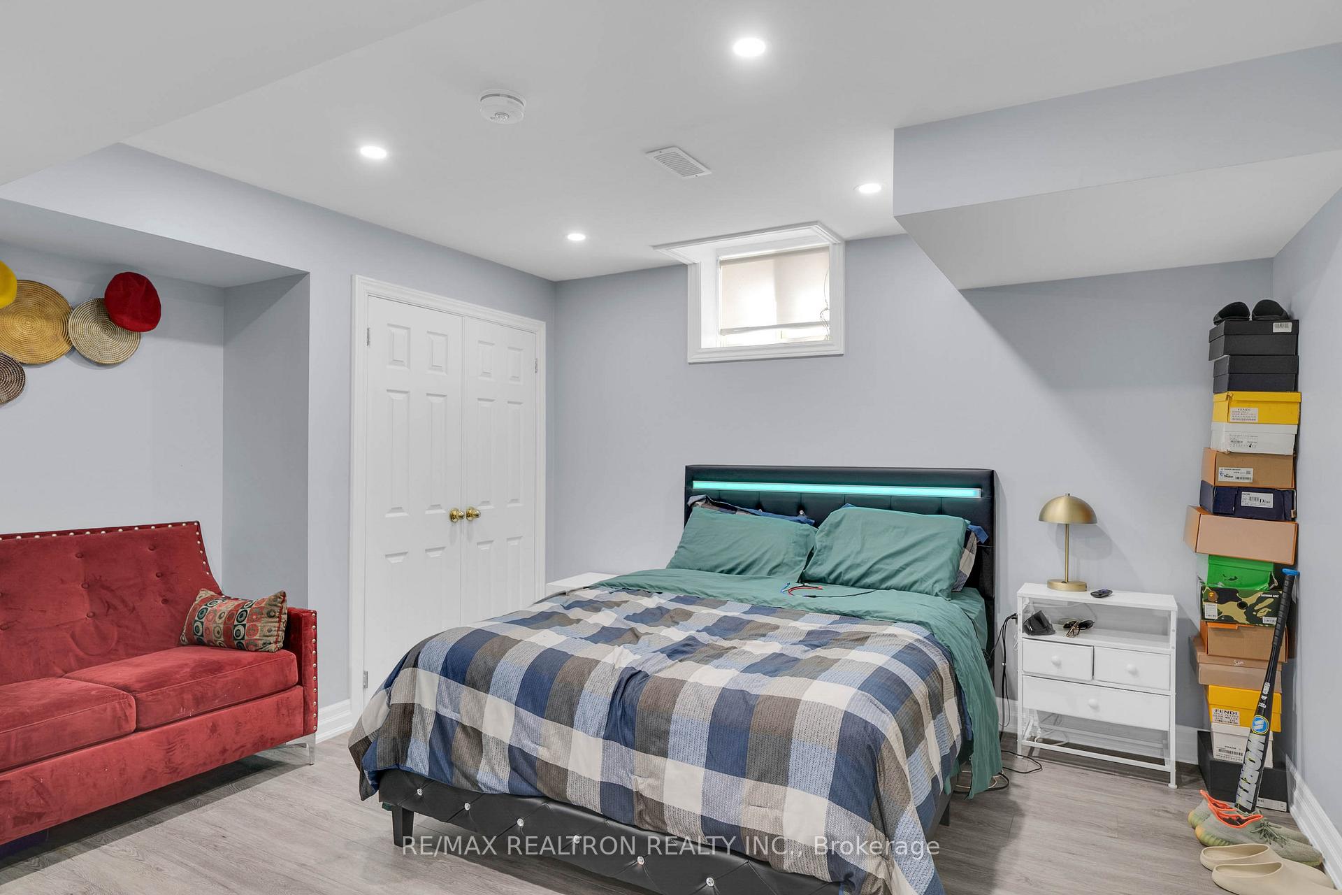 Photo 43 of 15 Cannes Avenue E, Vaughan, Vellore Village — HOMEH