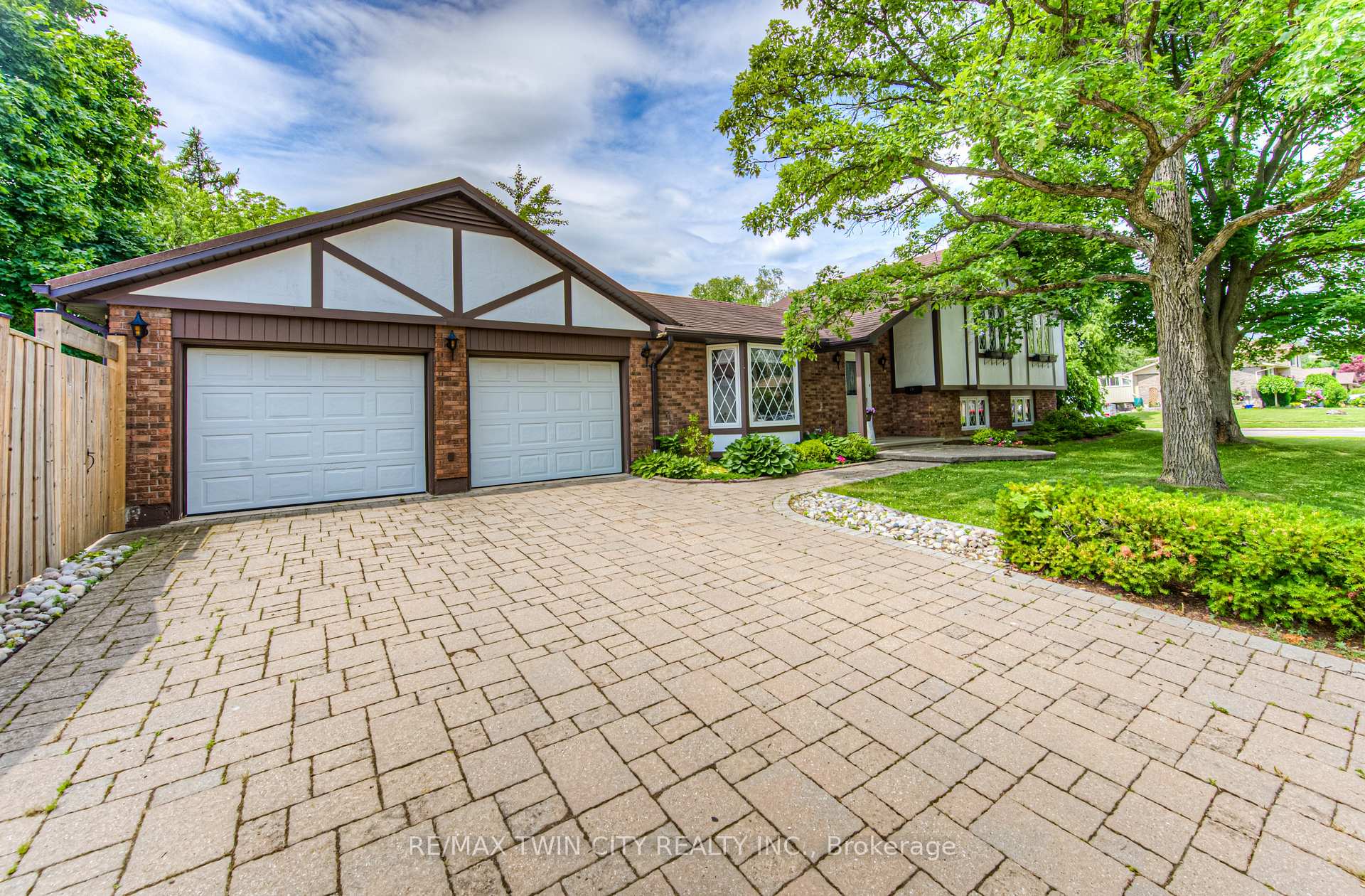 Photo 3 of 80 Morrison Road, Kitchener — HOMEH