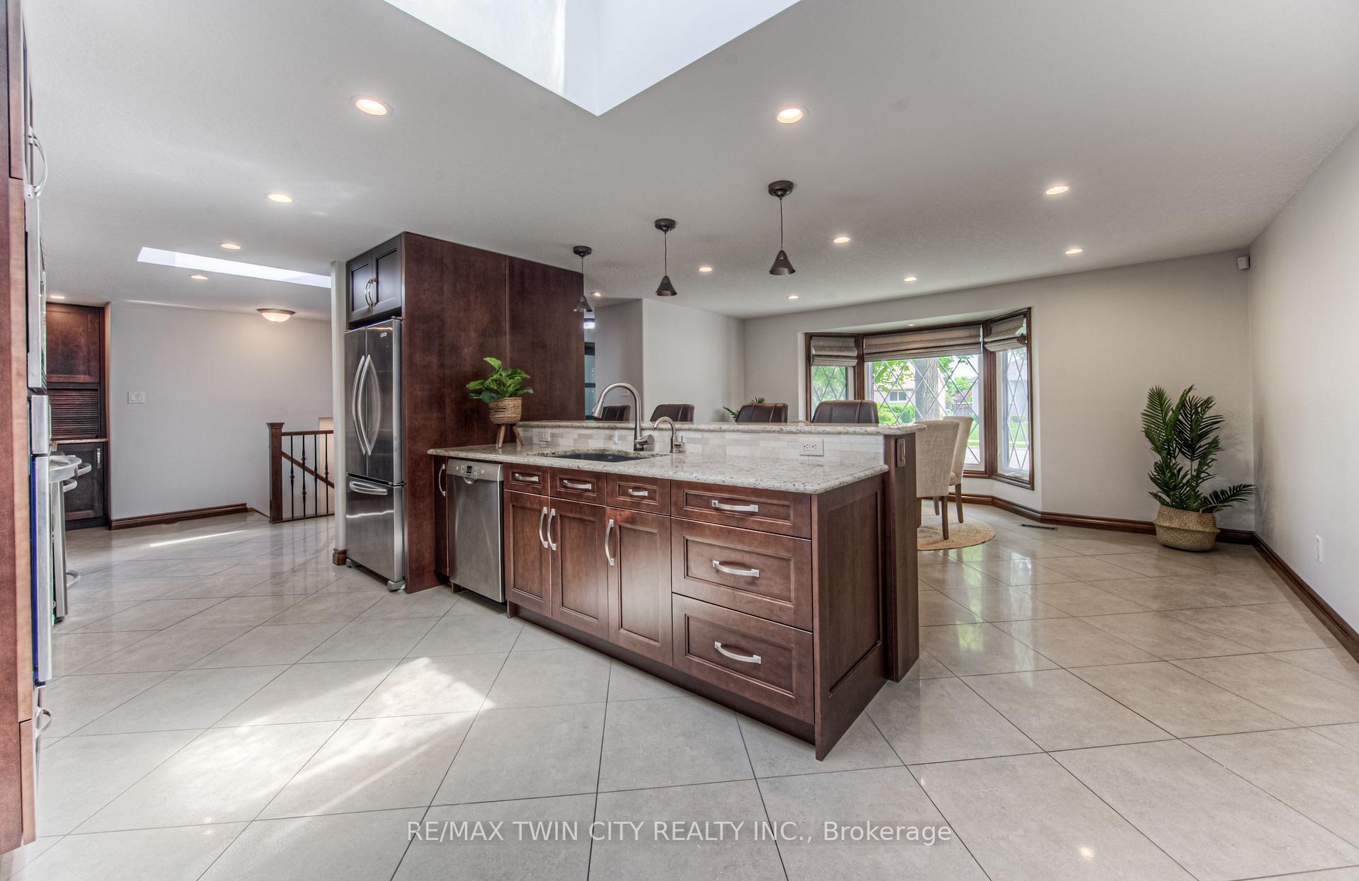 Photo 2 of 80 Morrison Road, Kitchener — HOMEH