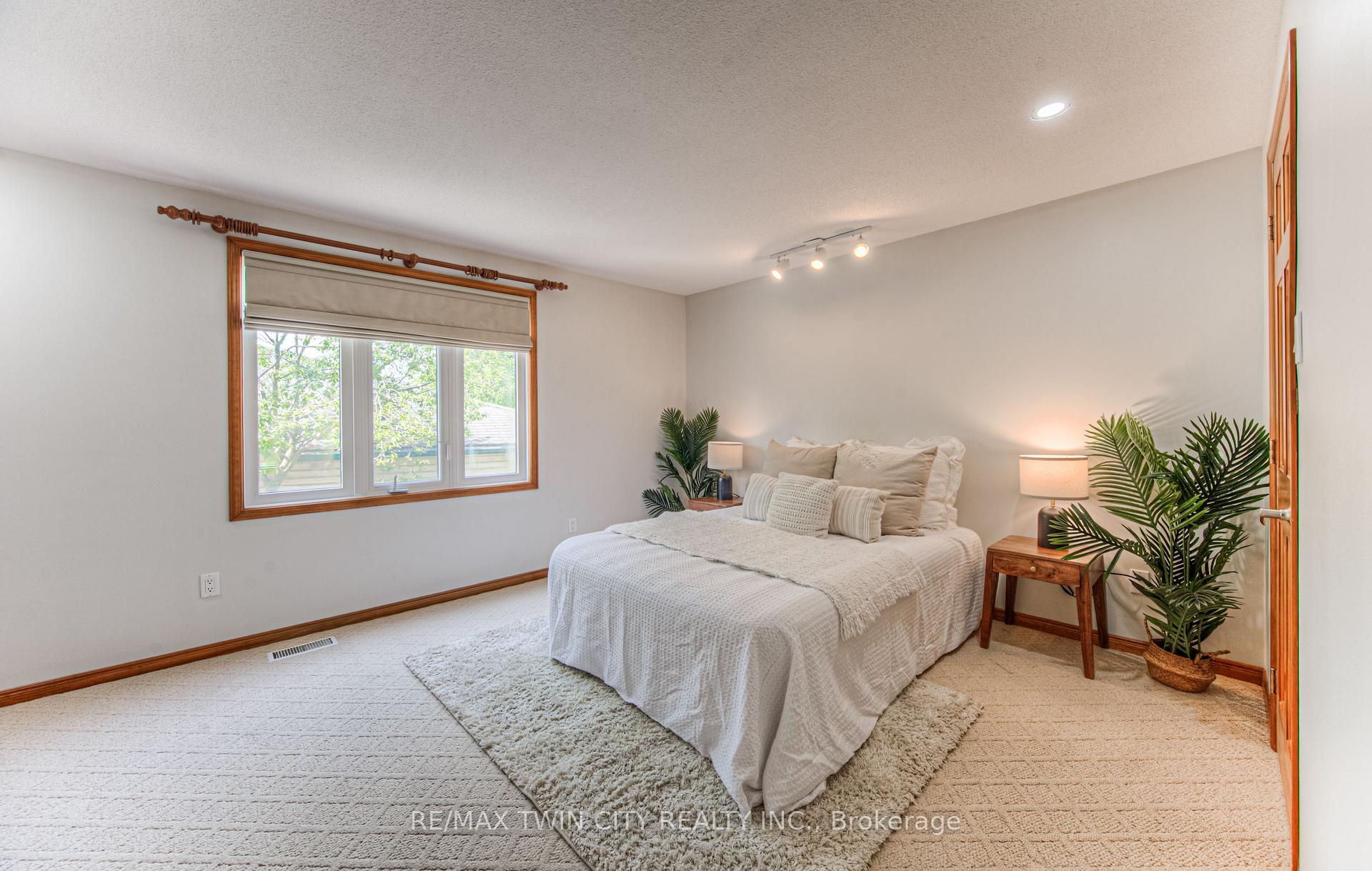 Photo 49 of 80 Morrison Road, Kitchener — HOMEH