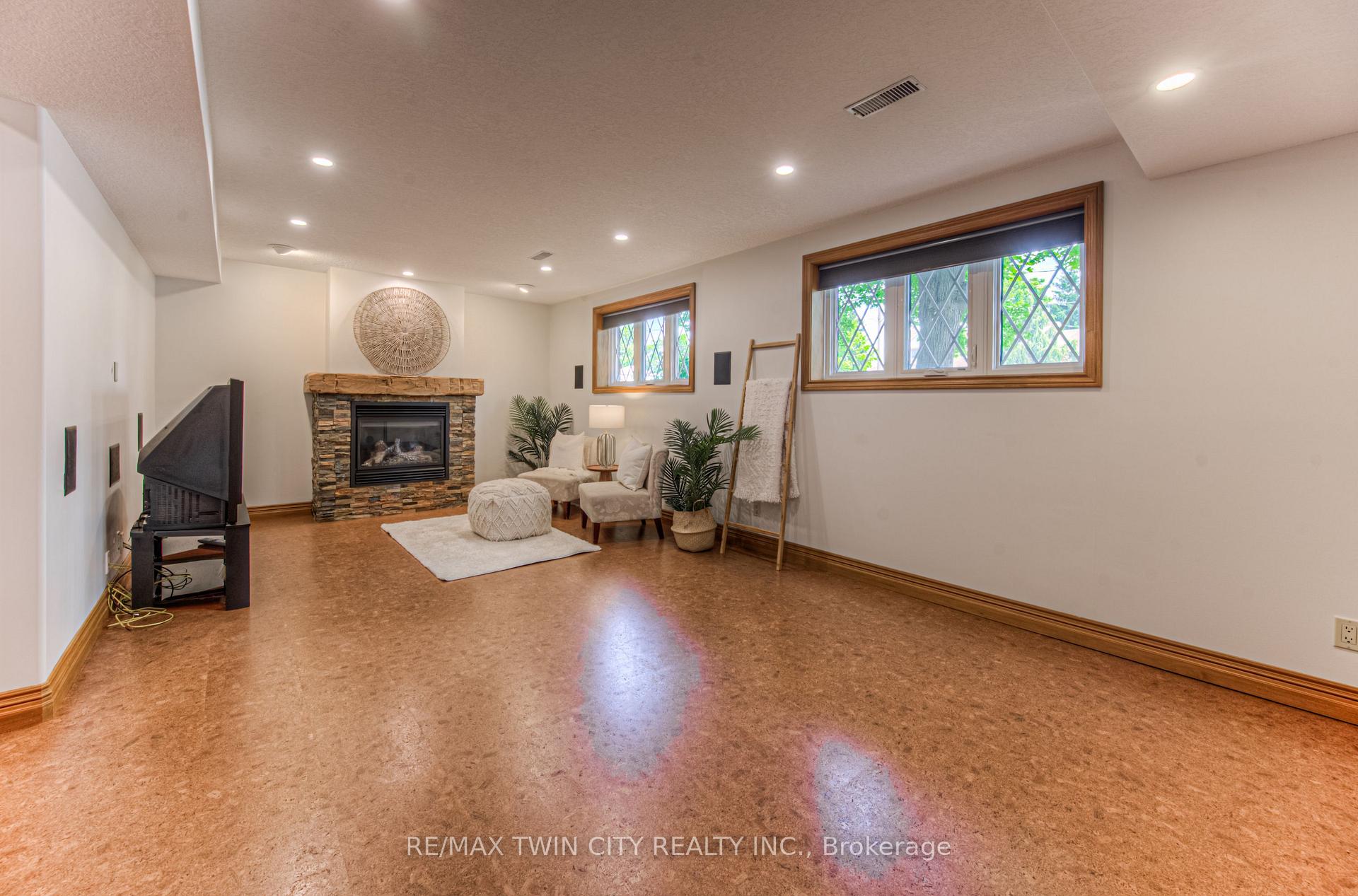 Photo 19 of 80 Morrison Road, Kitchener — HOMEH