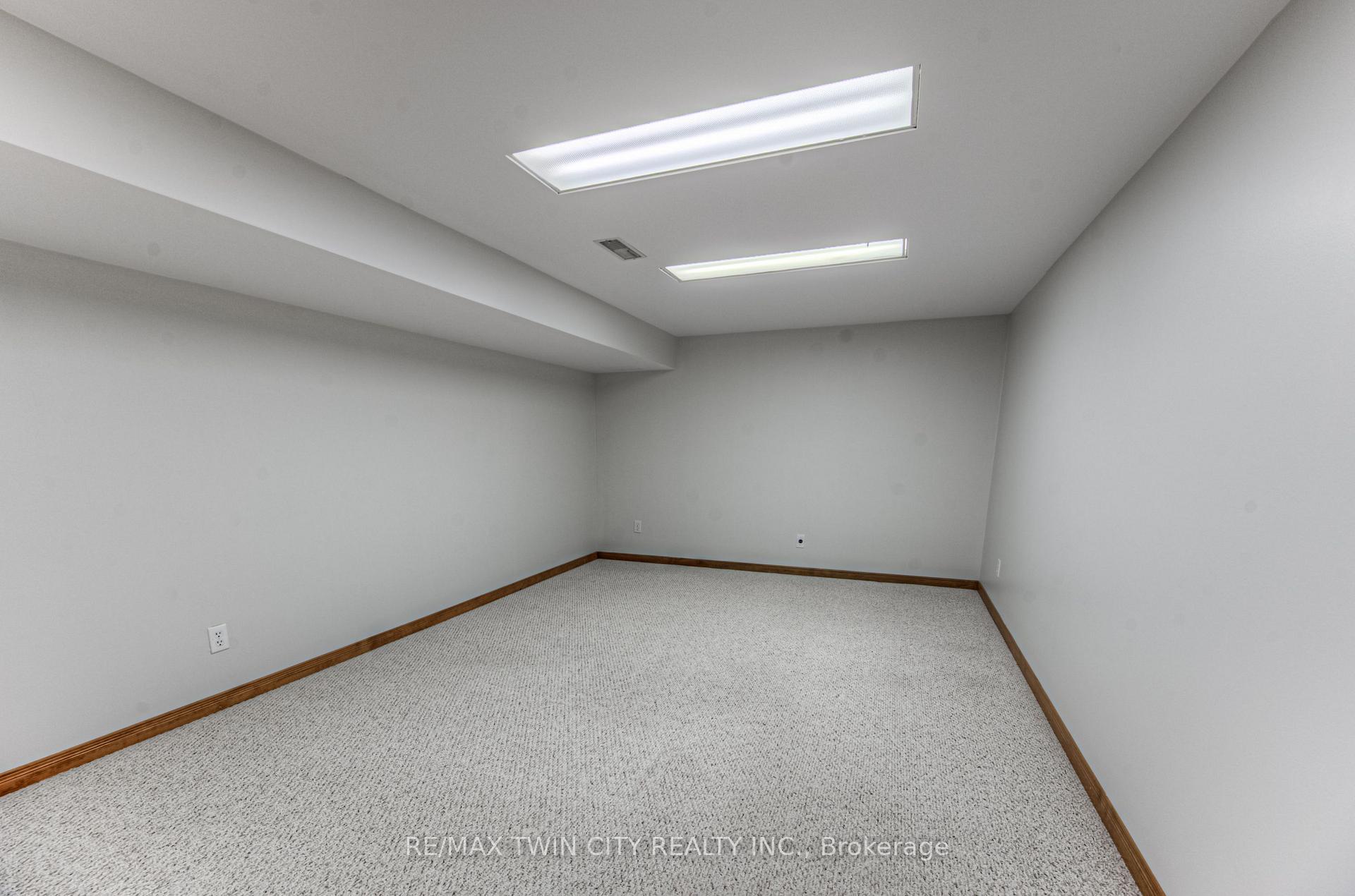 Photo 17 of 80 Morrison Road, Kitchener — HOMEH