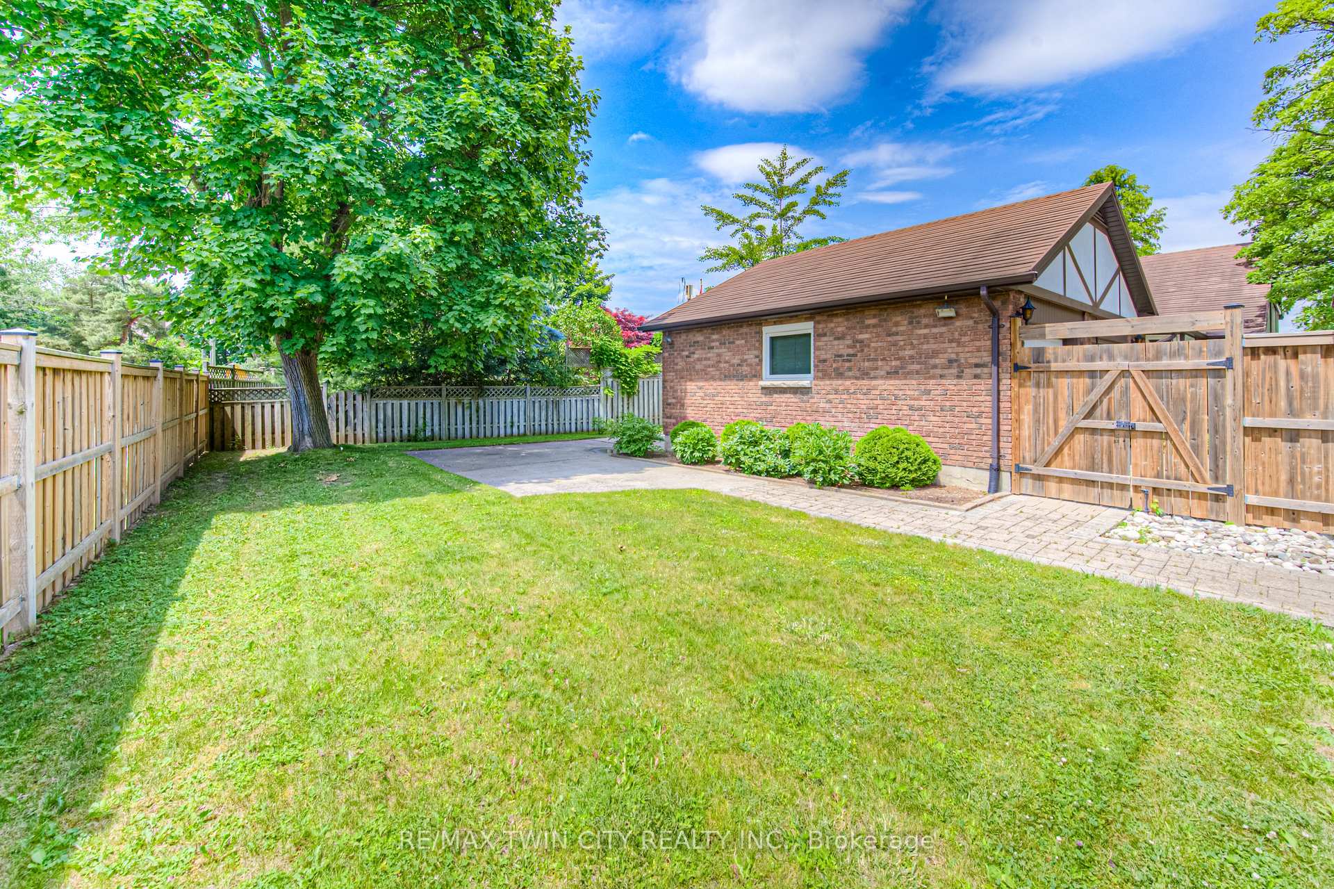 Photo 41 of 80 Morrison Road, Kitchener — HOMEH