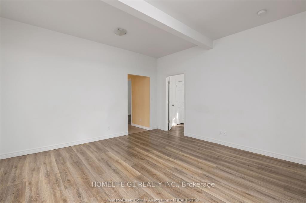Photo 15 of 496 Caron Avenue, Windsor — HOMEH