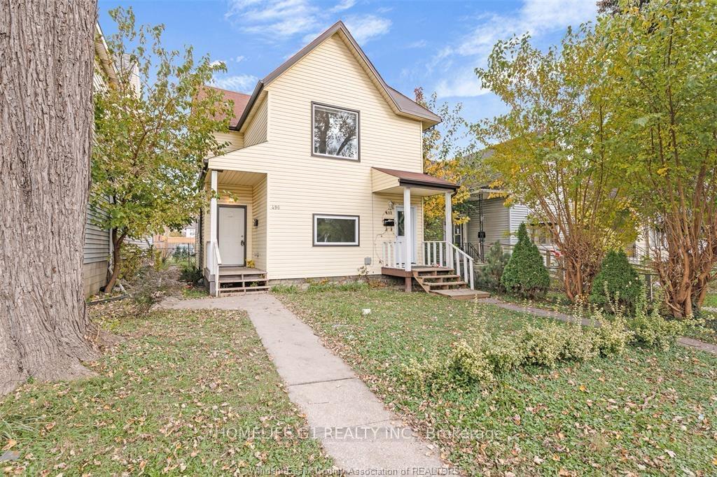 Photo 4 of 496 Caron Avenue, Windsor — HOMEH