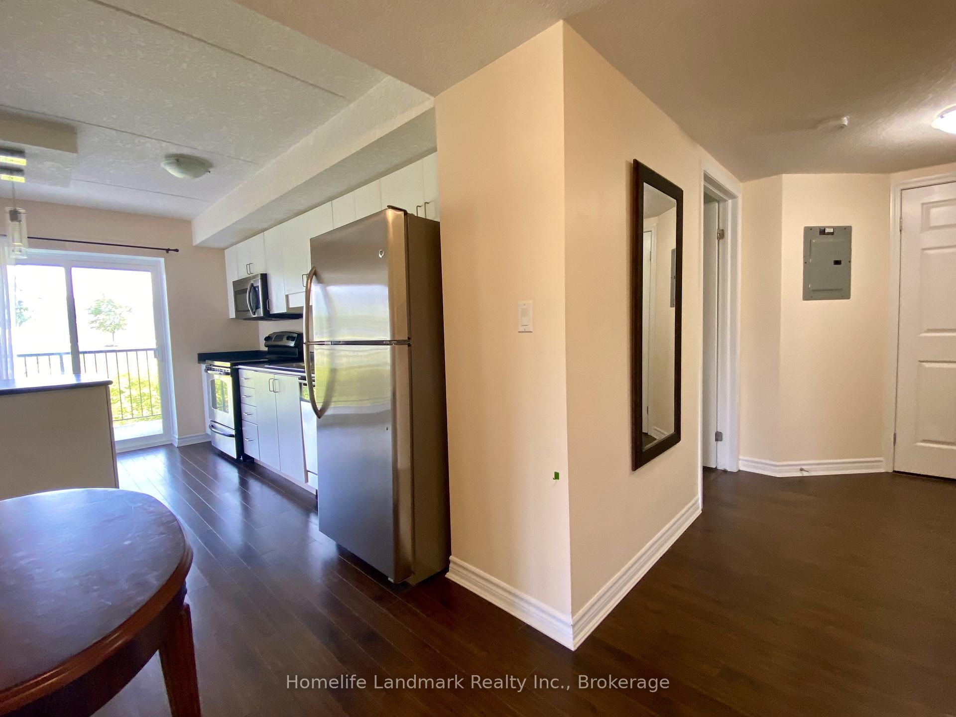 Photo 7 of Unit 302, 776 Laurelwood Drive, Waterloo, Columbia Forest — HOMEH