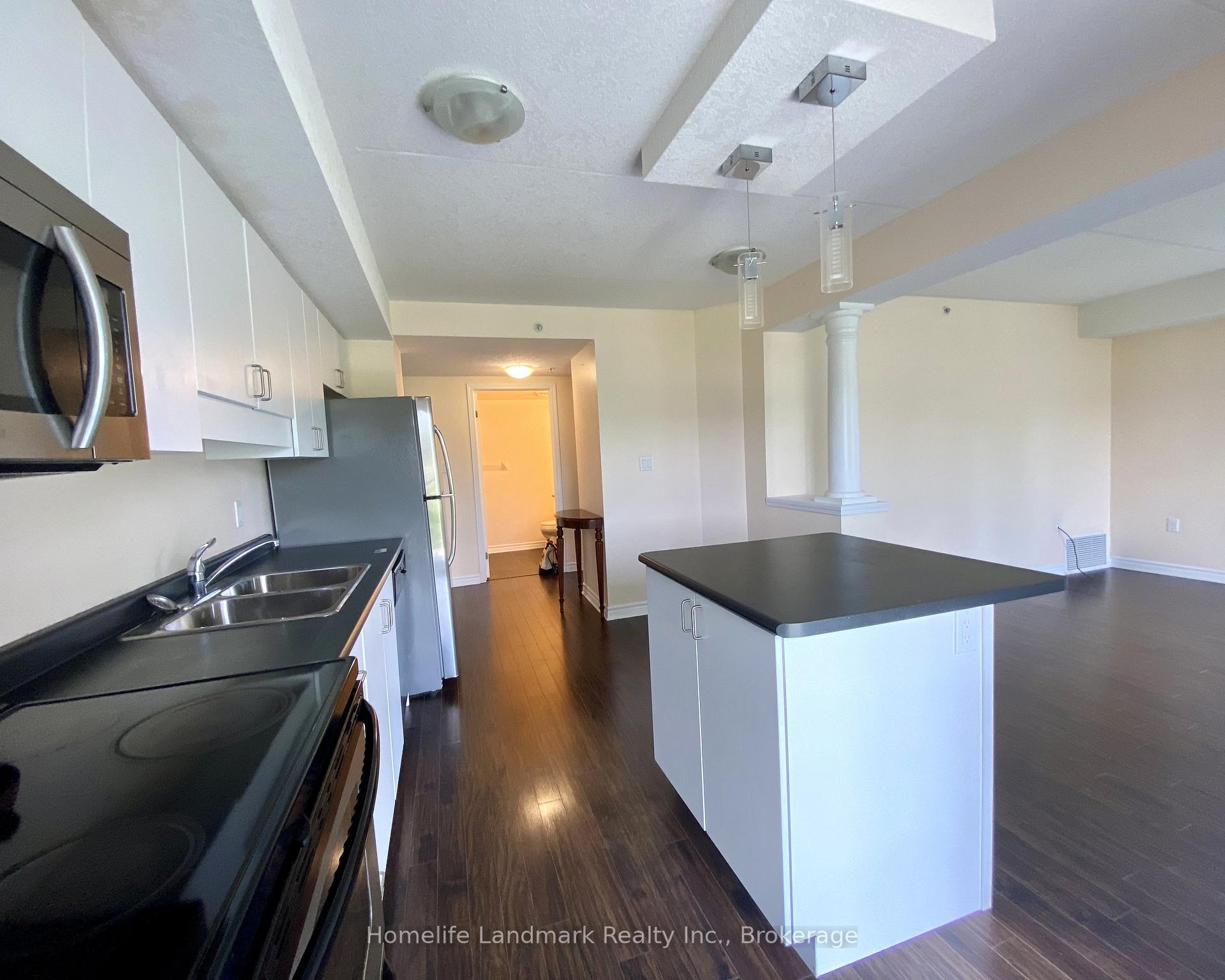 Photo 15 of Unit 302, 776 Laurelwood Drive, Waterloo, Columbia Forest — HOMEH