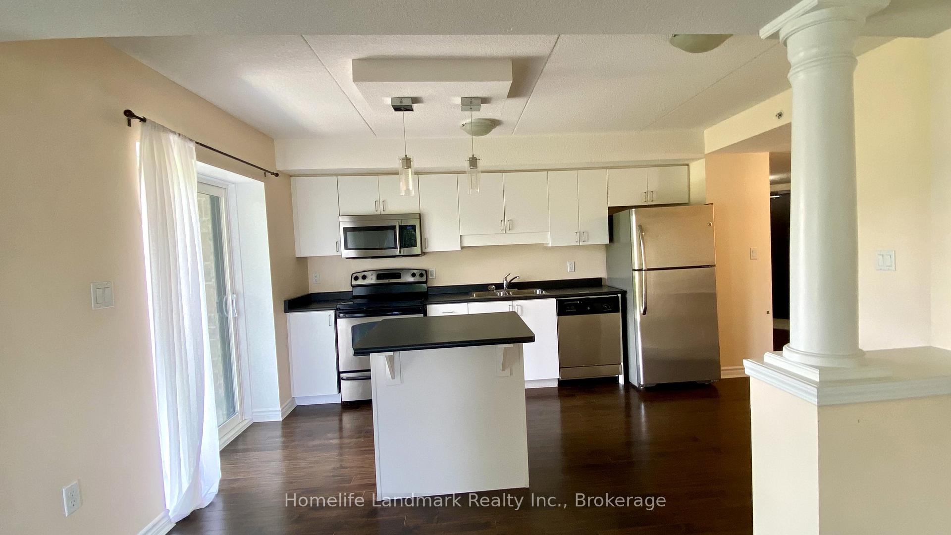 Photo 8 of Unit 302, 776 Laurelwood Drive, Waterloo, Columbia Forest — HOMEH