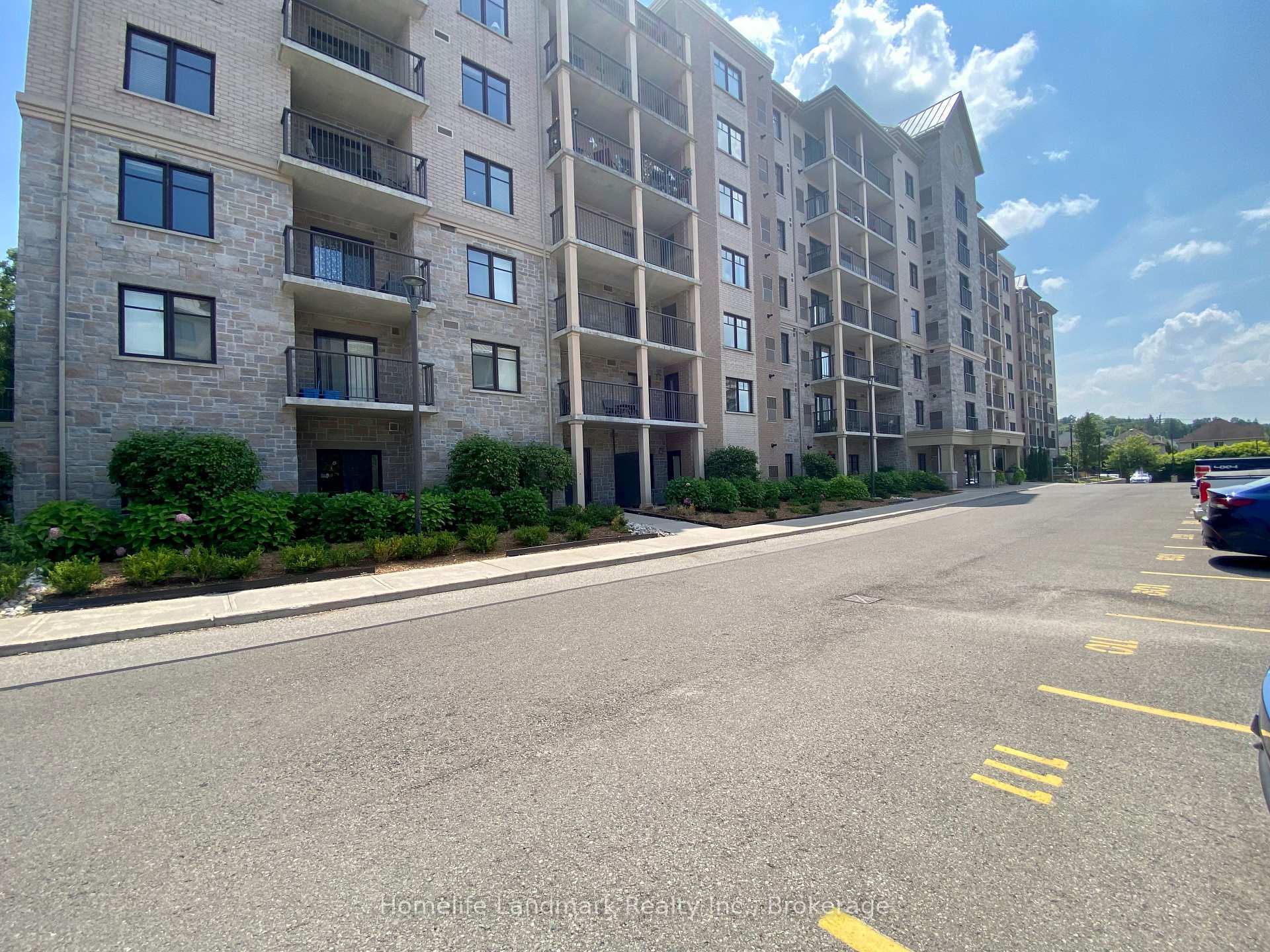 Photo 44 of Unit 302, 776 Laurelwood Drive, Waterloo, Columbia Forest — HOMEH