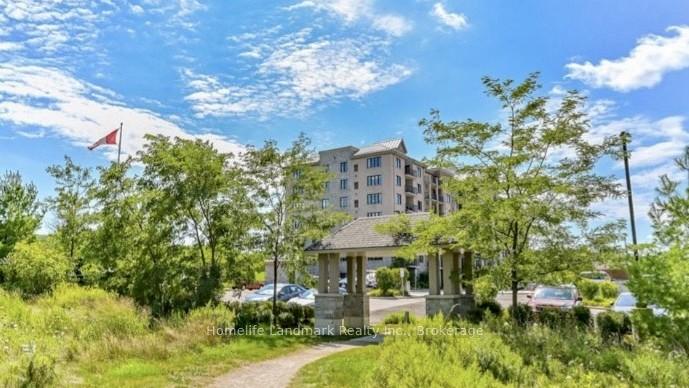 Photo 37 of Unit 302, 776 Laurelwood Drive, Waterloo, Columbia Forest — HOMEH
