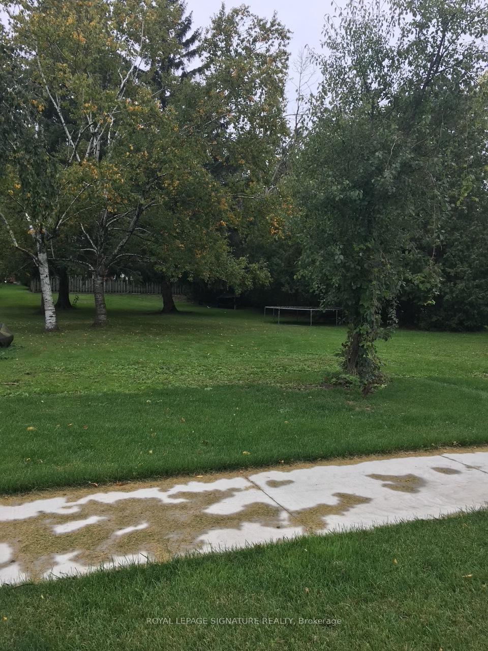 Photo 7 of 893 Wingarden Crescent, Pickering, Dunbarton — HOMEH