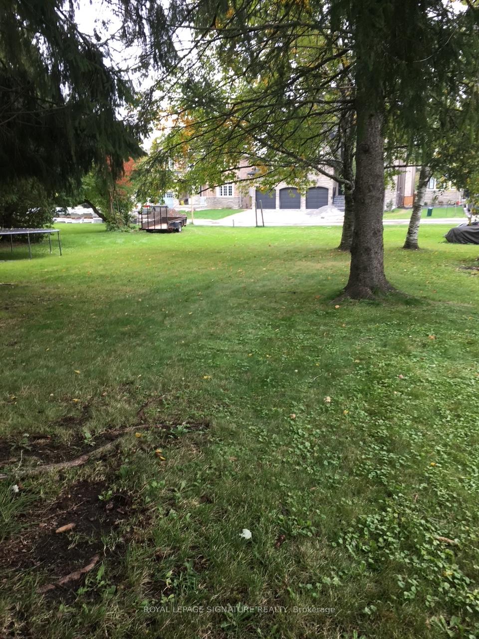 Photo 2 of 893 Wingarden Crescent, Pickering, Dunbarton — HOMEH