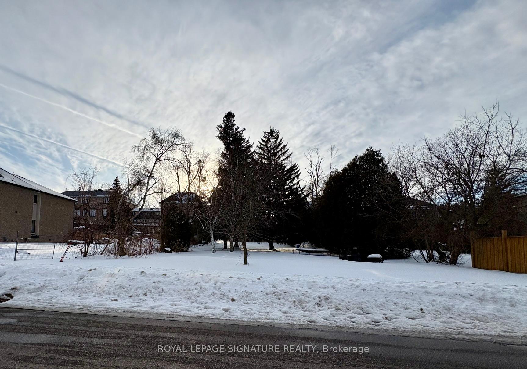 Photo 8 of 893 Wingarden Crescent, Pickering, Dunbarton — HOMEH