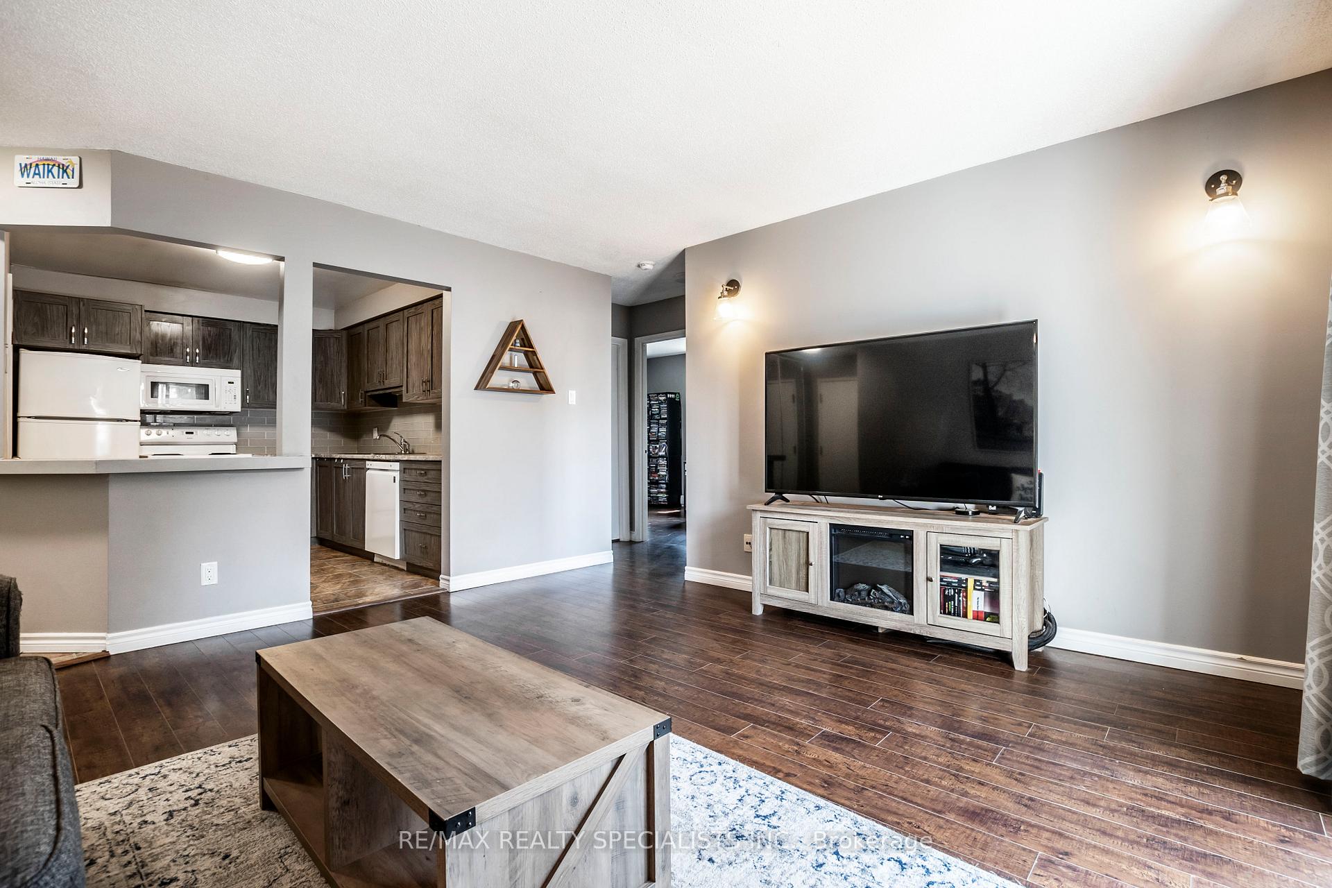 Photo 14 of Unit 410, 565 Greenfield Avenue, Kitchener — HOMEH