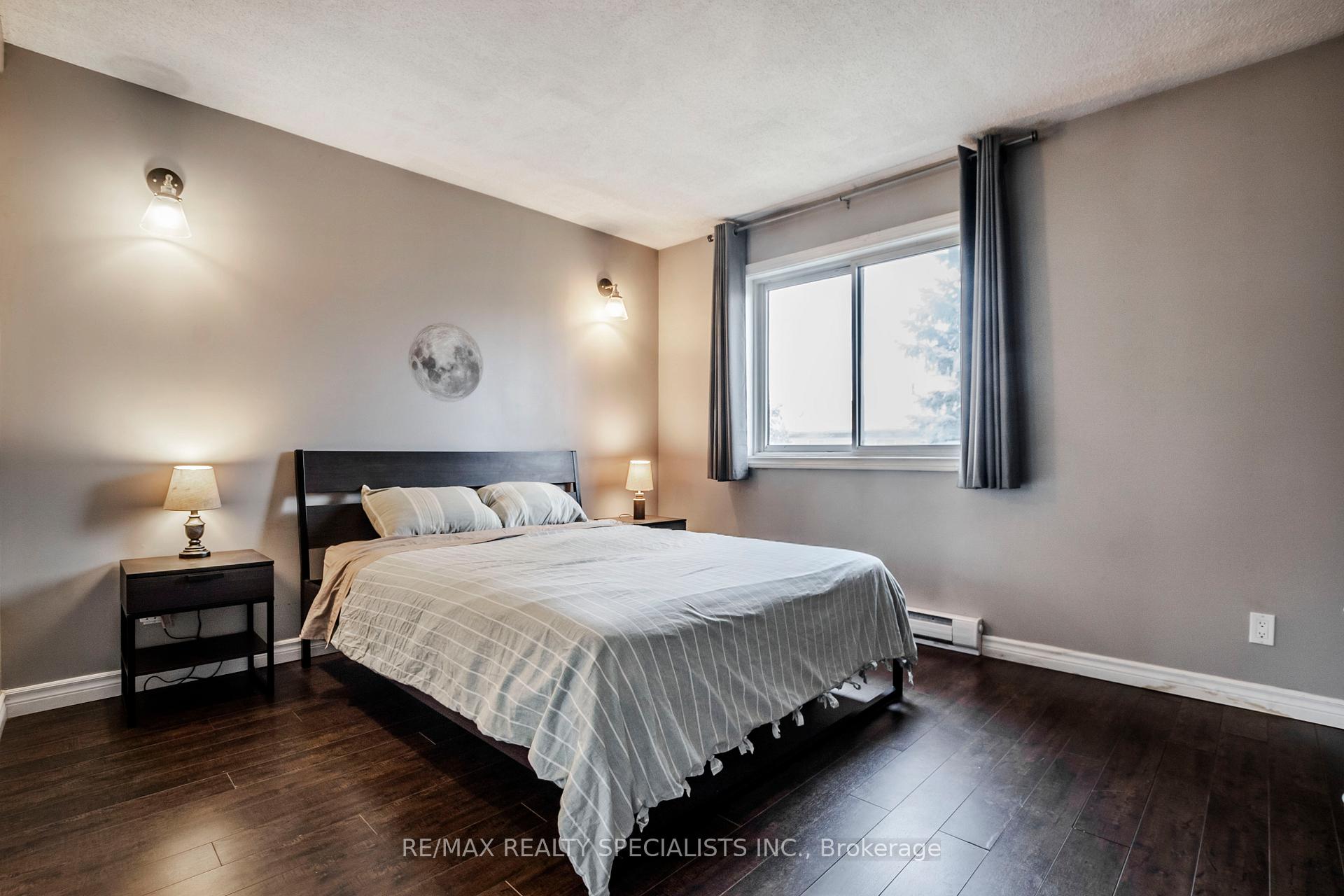 Photo 3 of Unit 410, 565 Greenfield Avenue, Kitchener — HOMEH