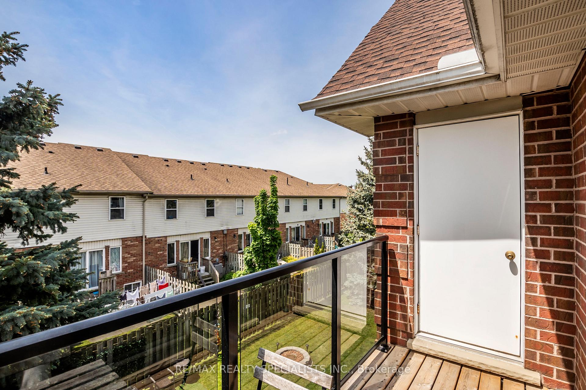 Photo 19 of Unit 410, 565 Greenfield Avenue, Kitchener — HOMEH
