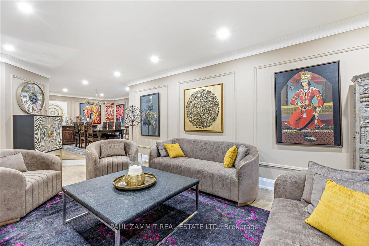 Photo 10 of 20 Ladyslipper Court, Markham, Bayview Glen — HOMEH