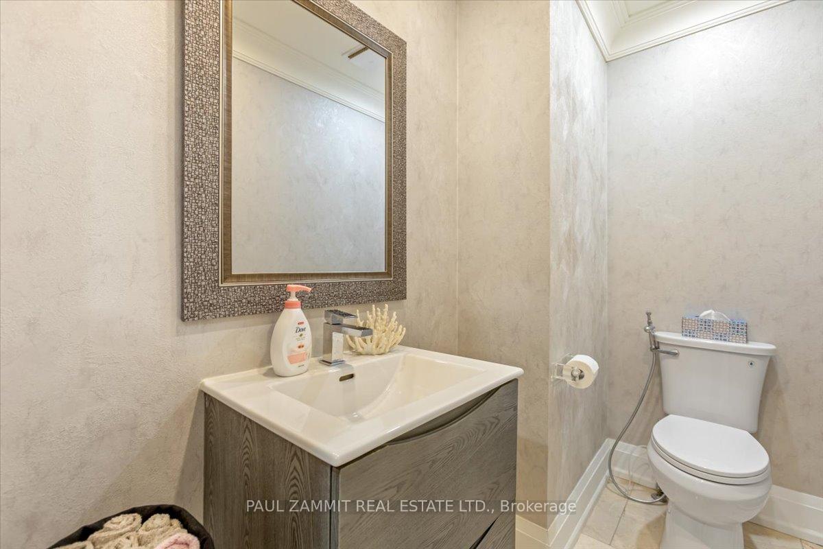 Photo 15 of 20 Ladyslipper Court, Markham, Bayview Glen — HOMEH