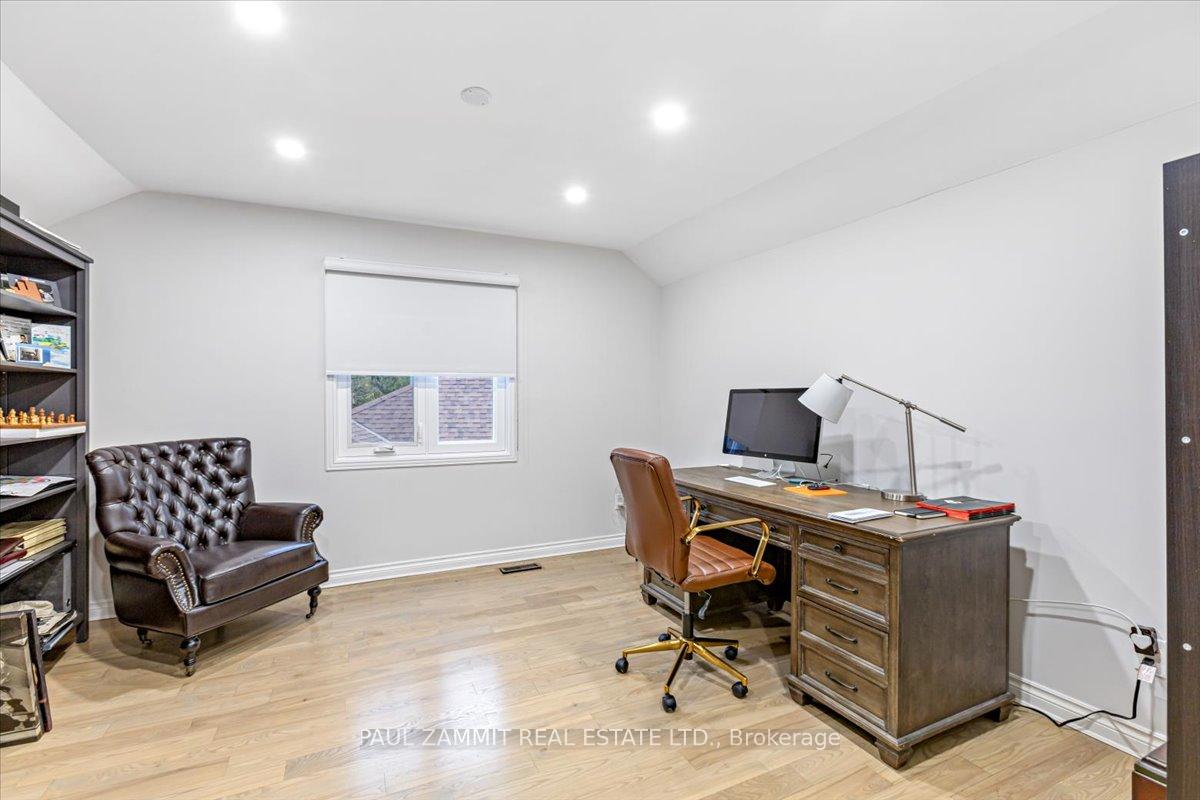 Photo 14 of 20 Ladyslipper Court, Markham, Bayview Glen — HOMEH