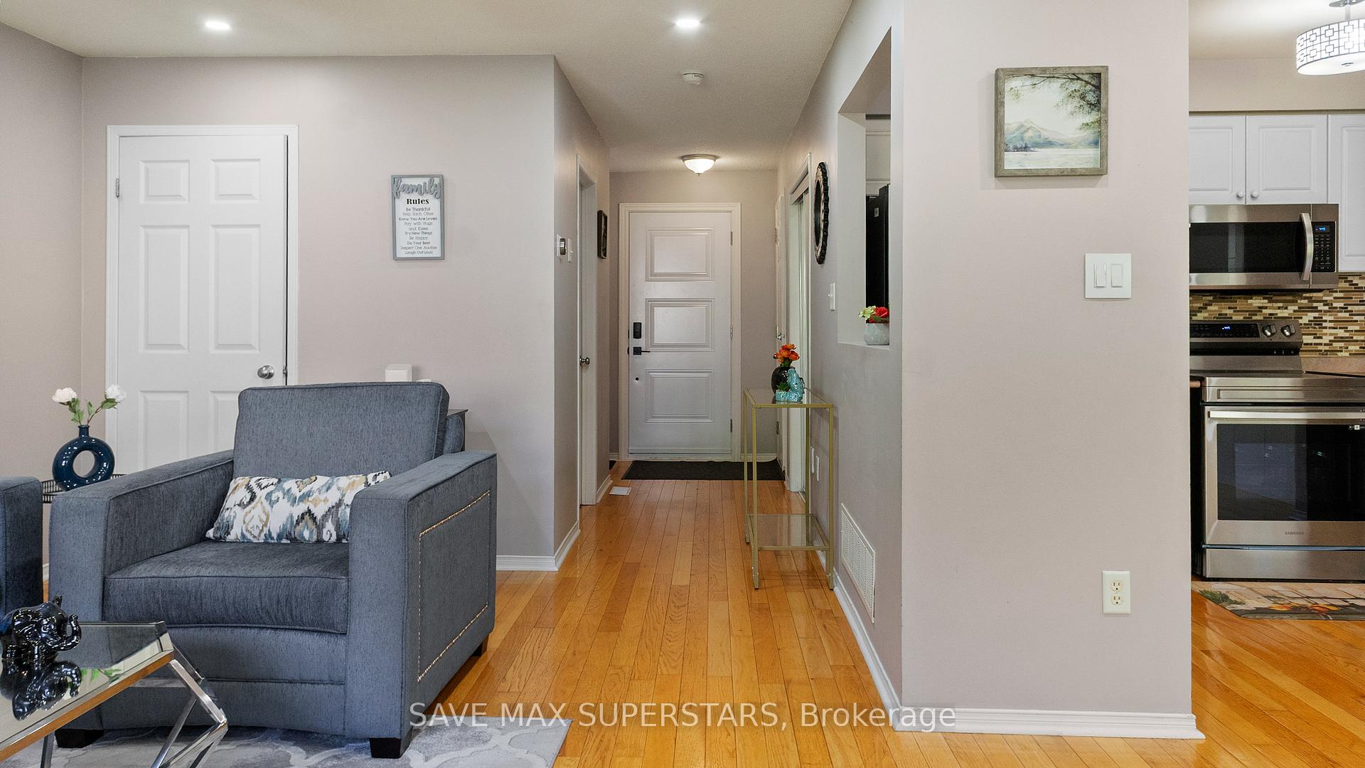Photo 7 of 43 Violet Street, Barrie, Holly — HOMEH