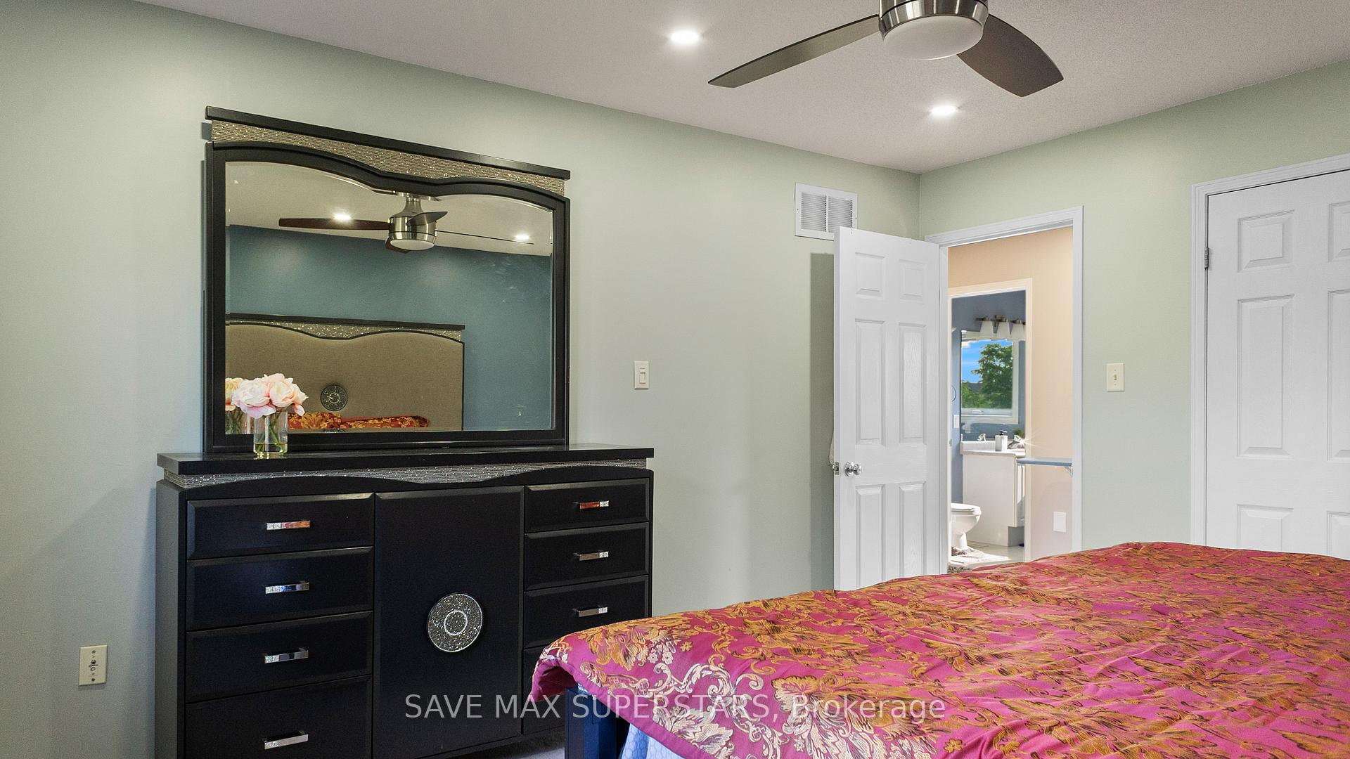 Photo 20 of 43 Violet Street, Barrie, Holly — HOMEH