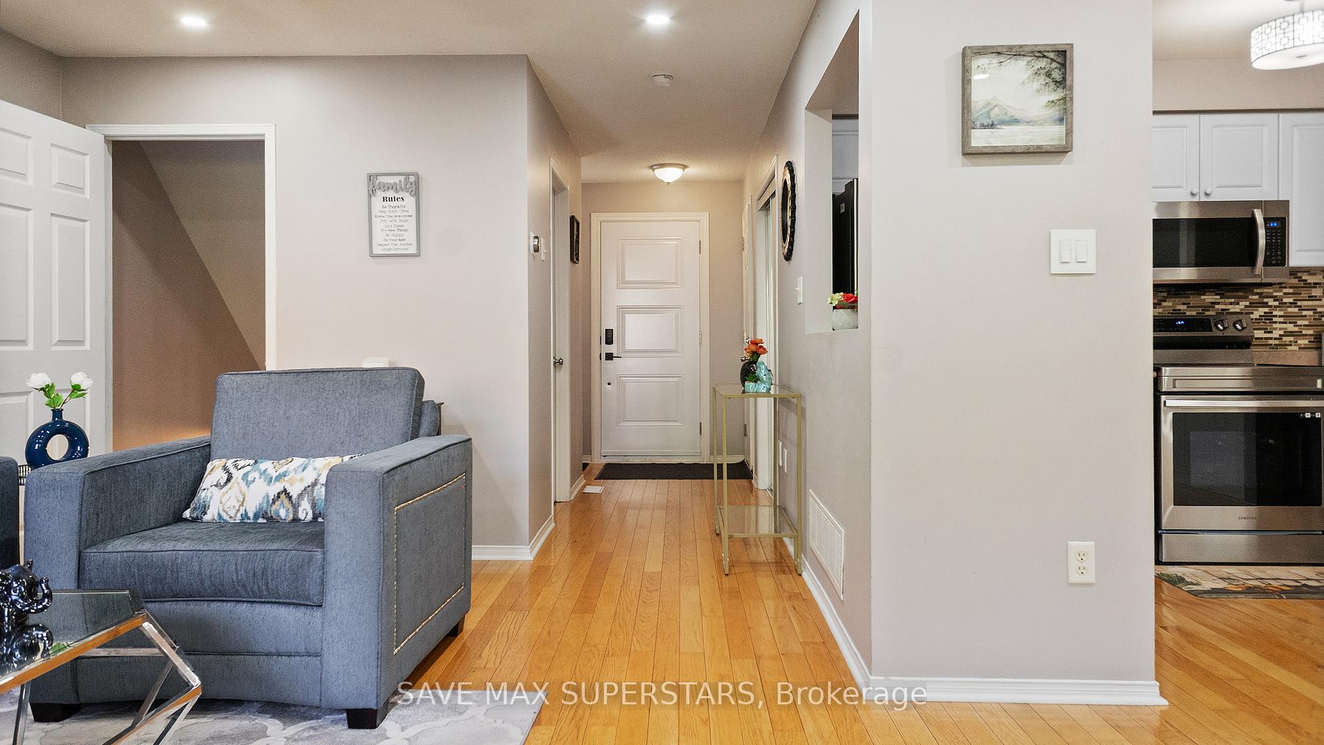 Photo 29 of 43 Violet Street, Barrie, Holly — HOMEH