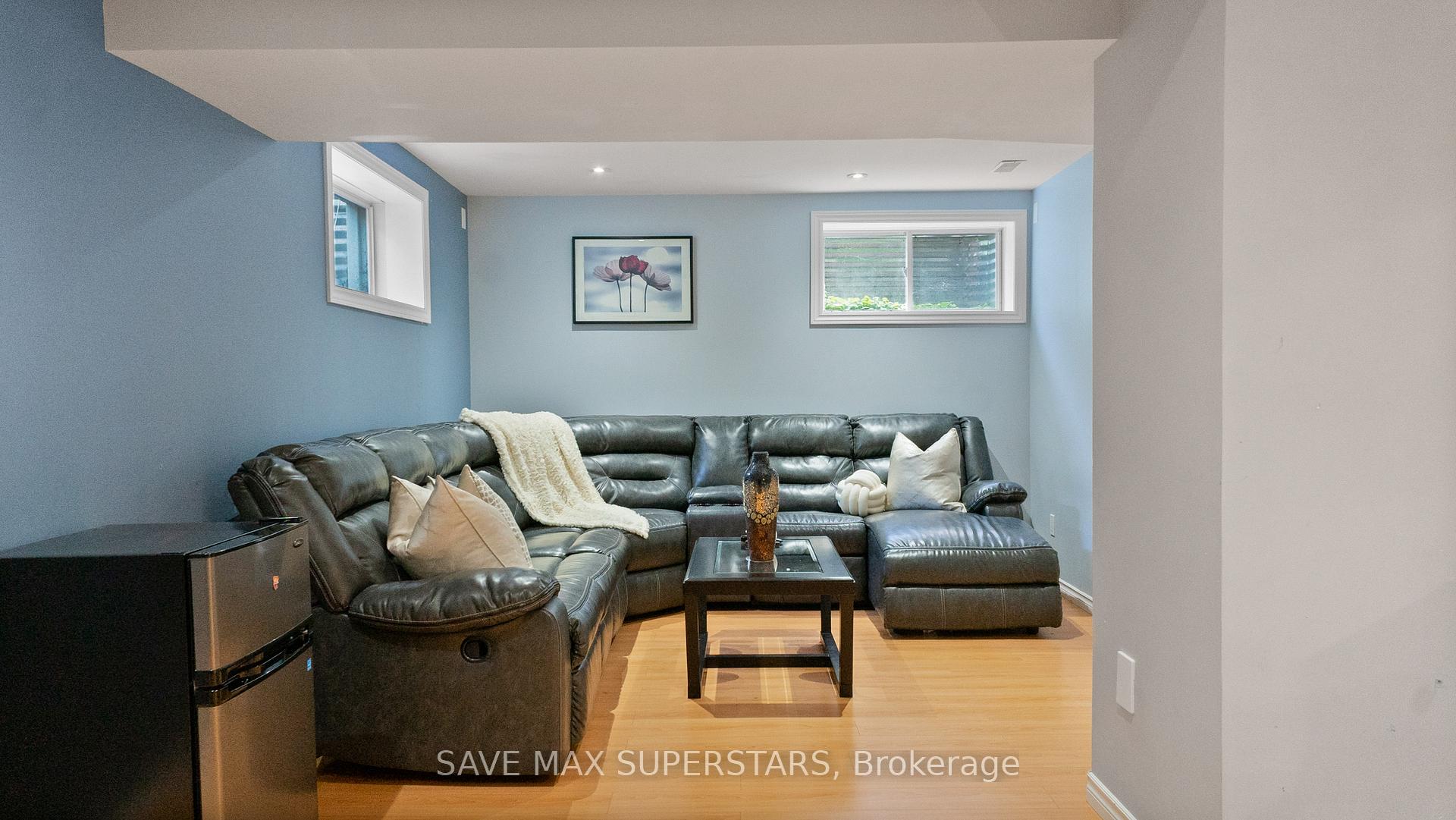 Photo 34 of 43 Violet Street, Barrie, Holly — HOMEH