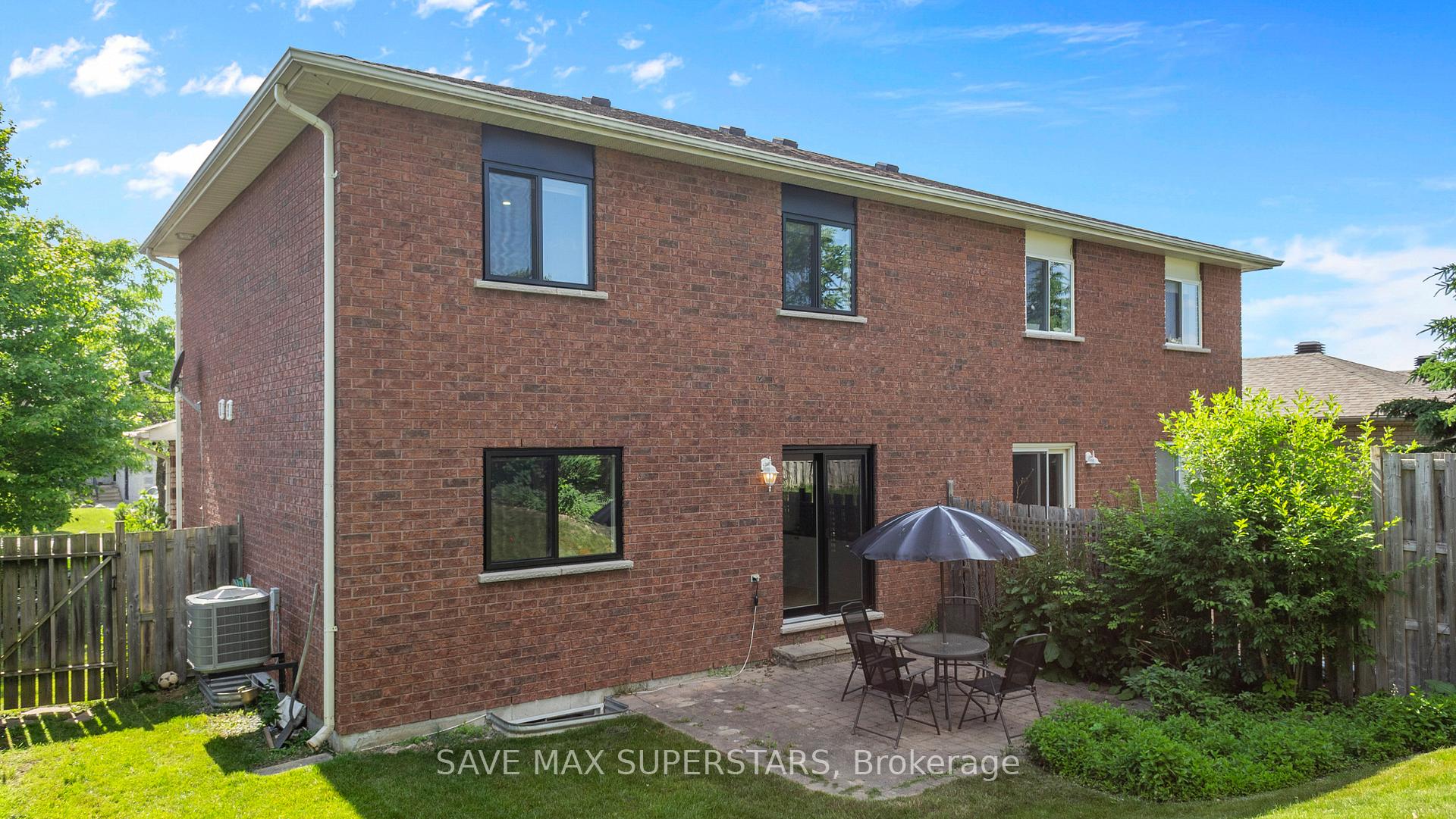 Photo 39 of 43 Violet Street, Barrie, Holly — HOMEH