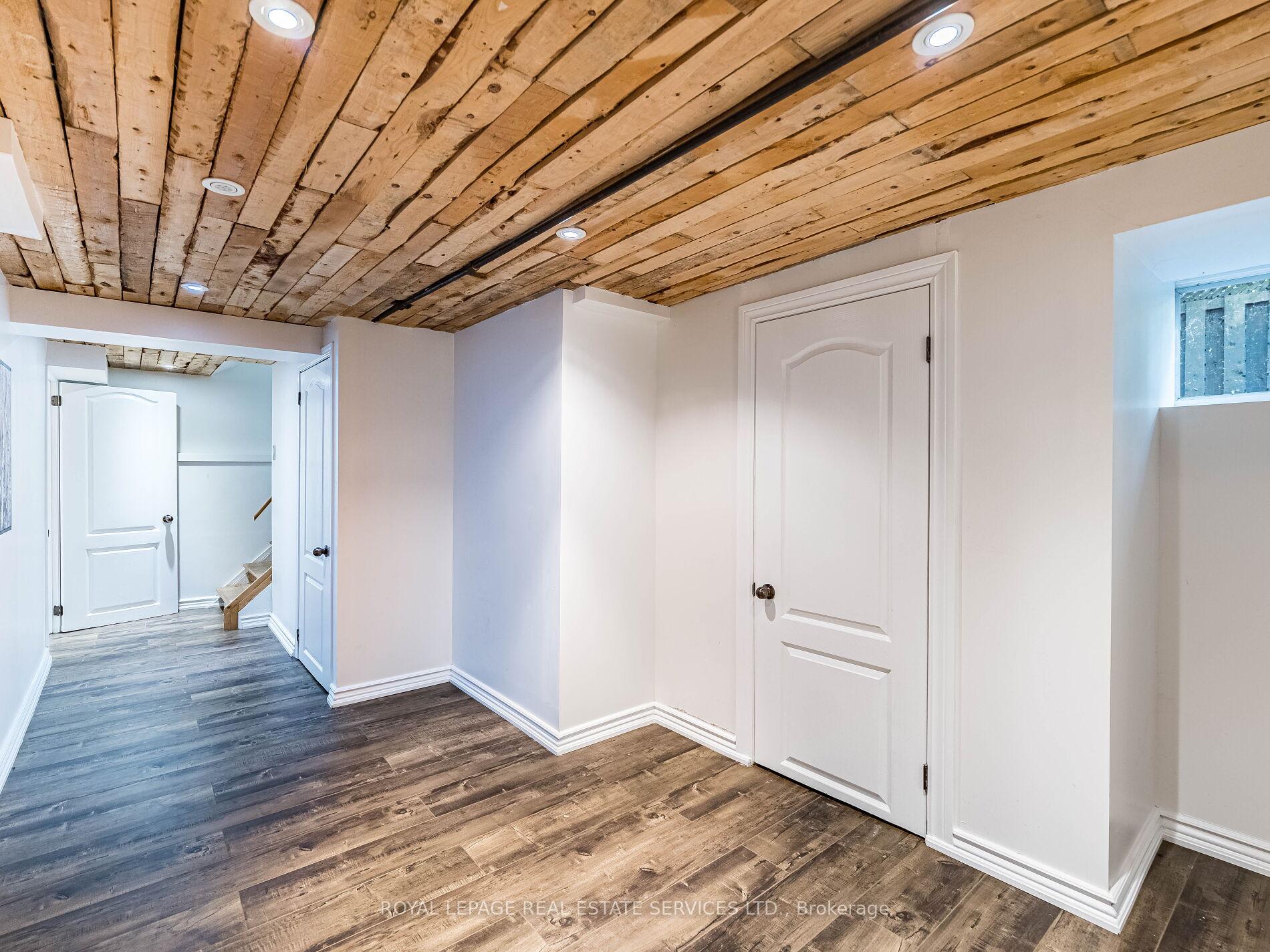 Photo 10 of 92 Mill Street S, Brampton, Downtown Brampton — HOMEH