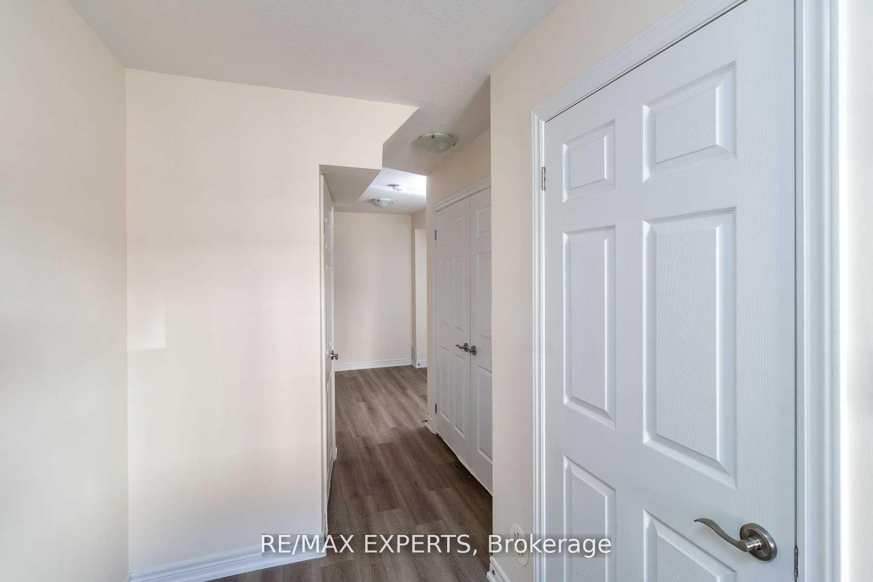 Photo 5 of Unit 60, 755 Linden Drive E, Cambridge — HOMEH