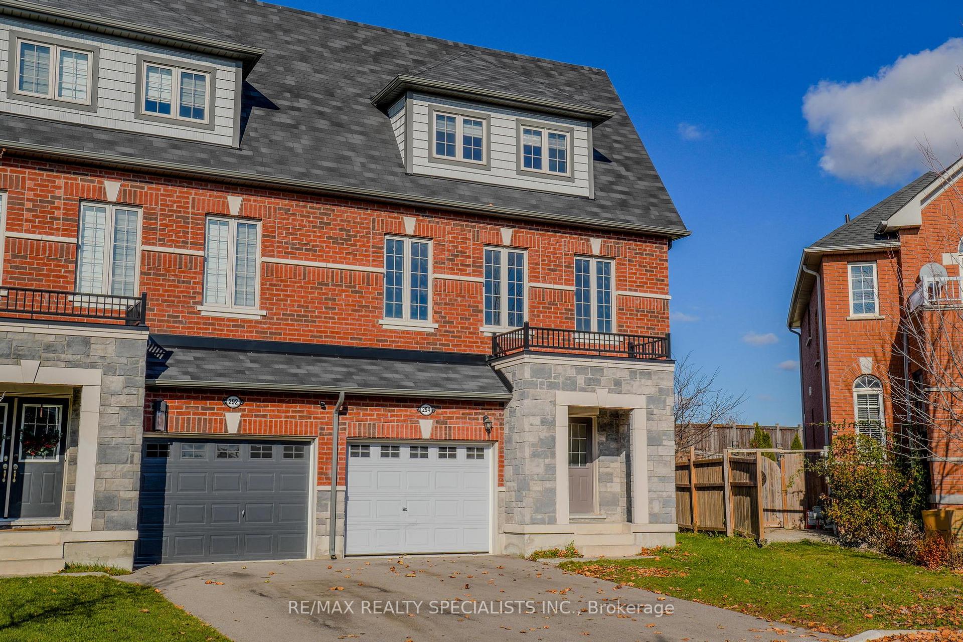 Photo 5 of 294 Fasken Court, Milton, Clarke — HOMEH