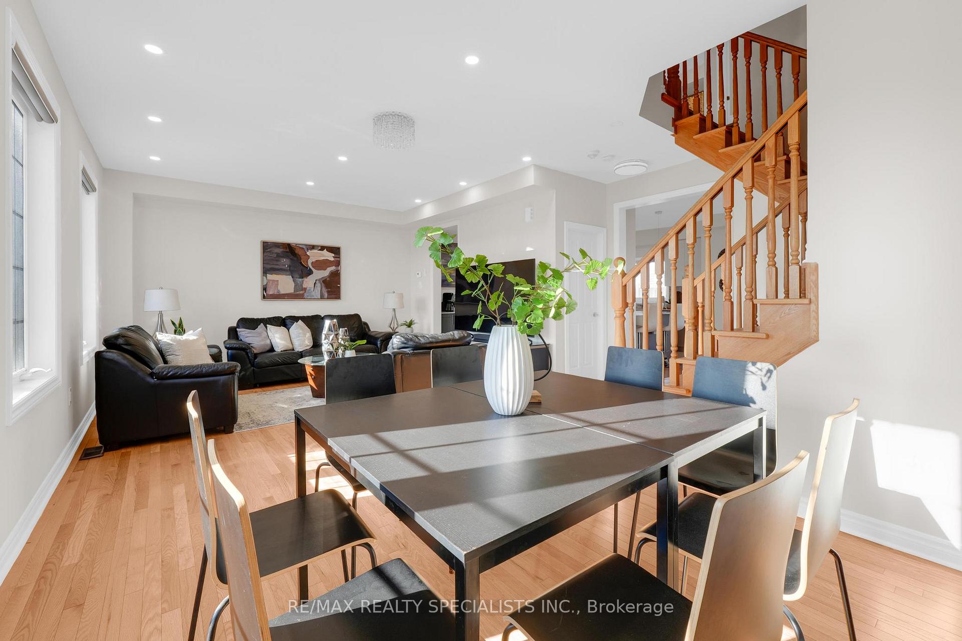 Photo 15 of 294 Fasken Court, Milton, Clarke — HOMEH