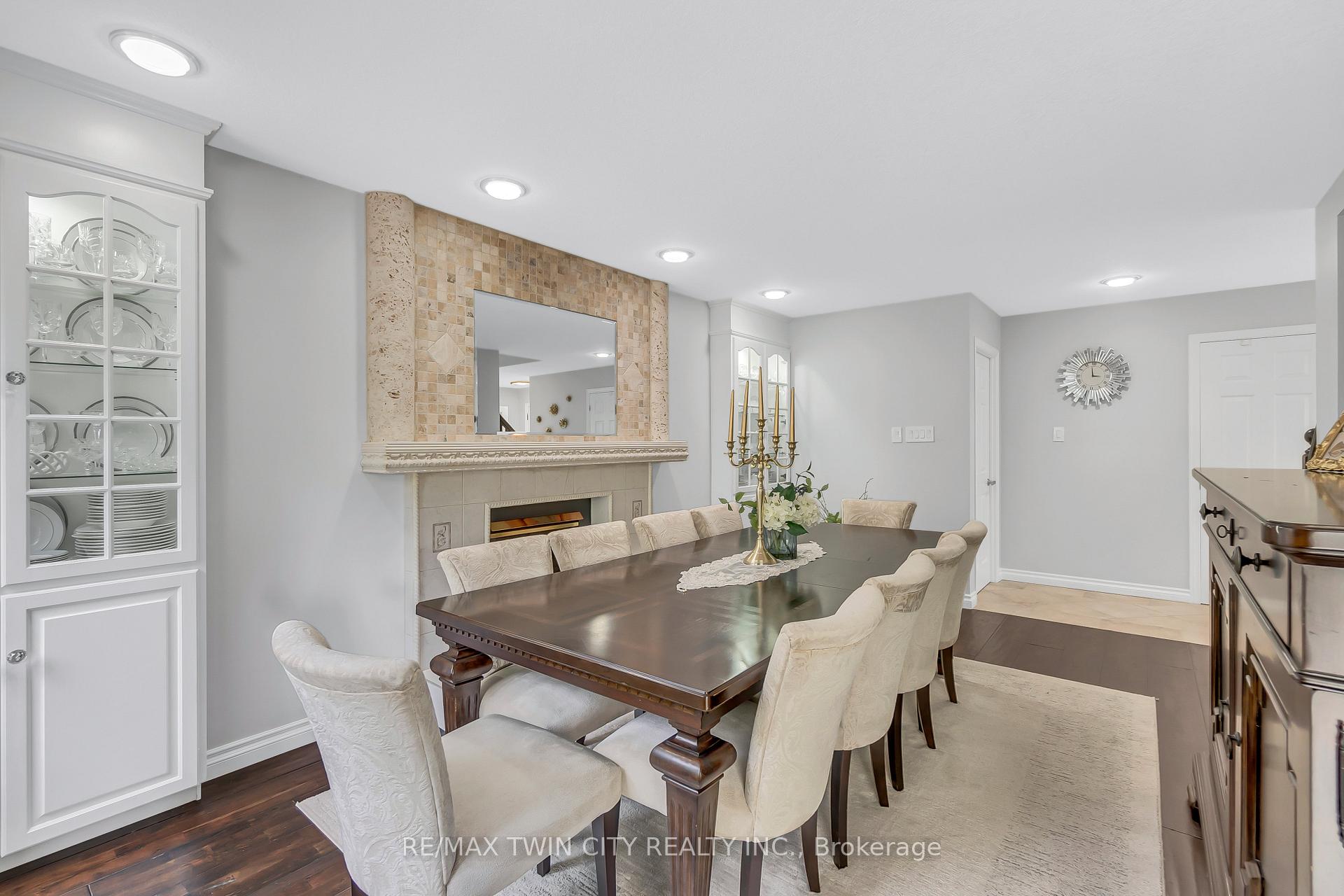 Photo 13 of 107 Chandos Drive, Kitchener — HOMEH