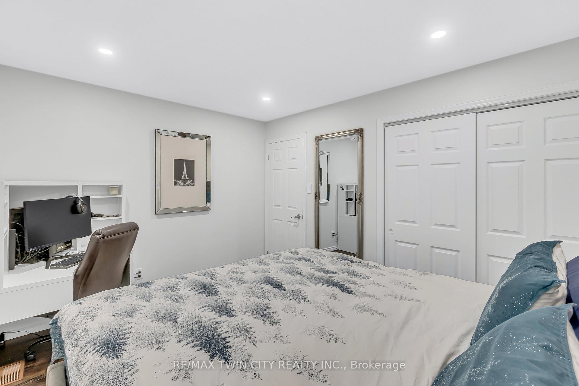 Photo 18 of 107 Chandos Drive, Kitchener — HOMEH