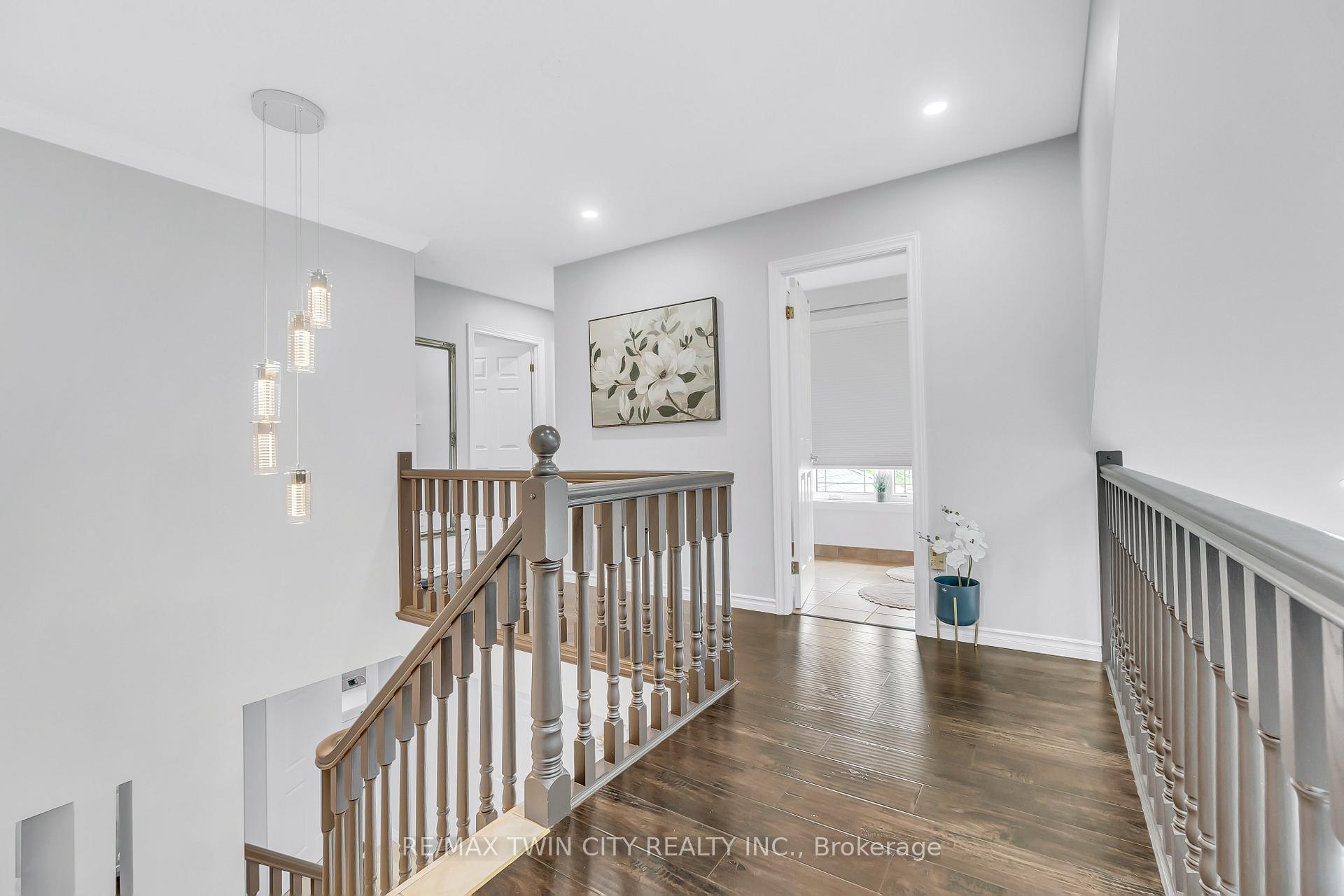 Photo 22 of 107 Chandos Drive, Kitchener — HOMEH