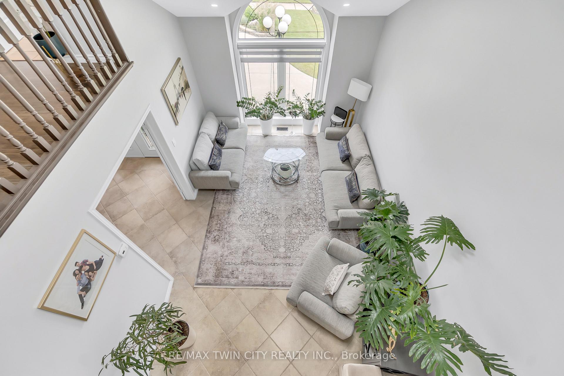 Photo 27 of 107 Chandos Drive, Kitchener — HOMEH