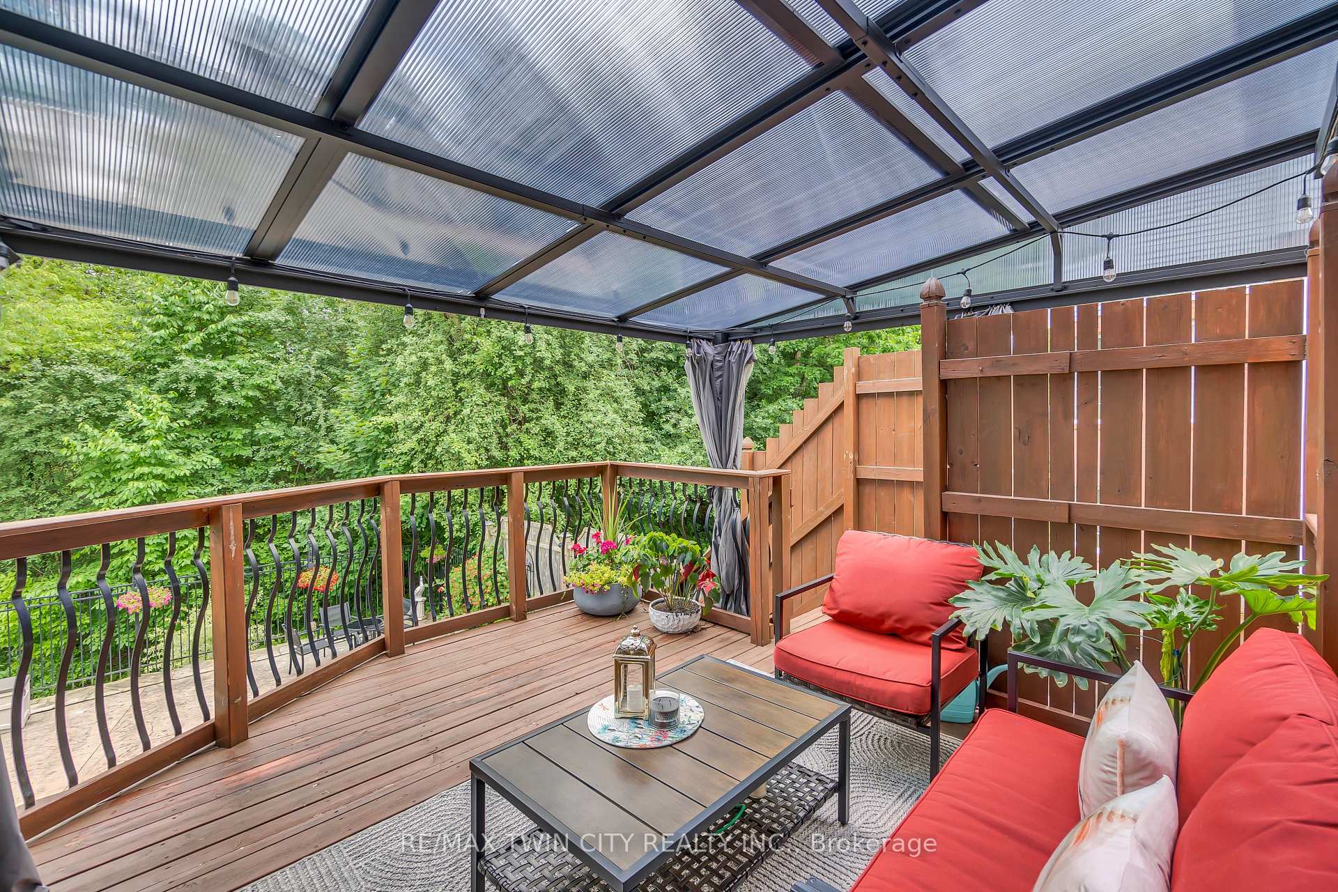 Photo 39 of 107 Chandos Drive, Kitchener — HOMEH