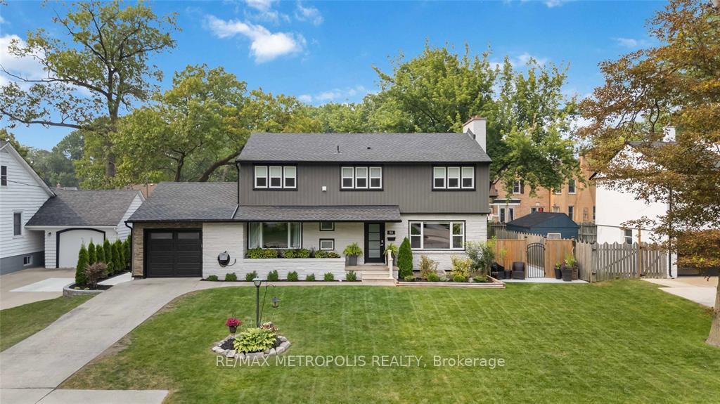 Photo 1 of 552 Cathcart Boulevard, Sarnia — HOMEH