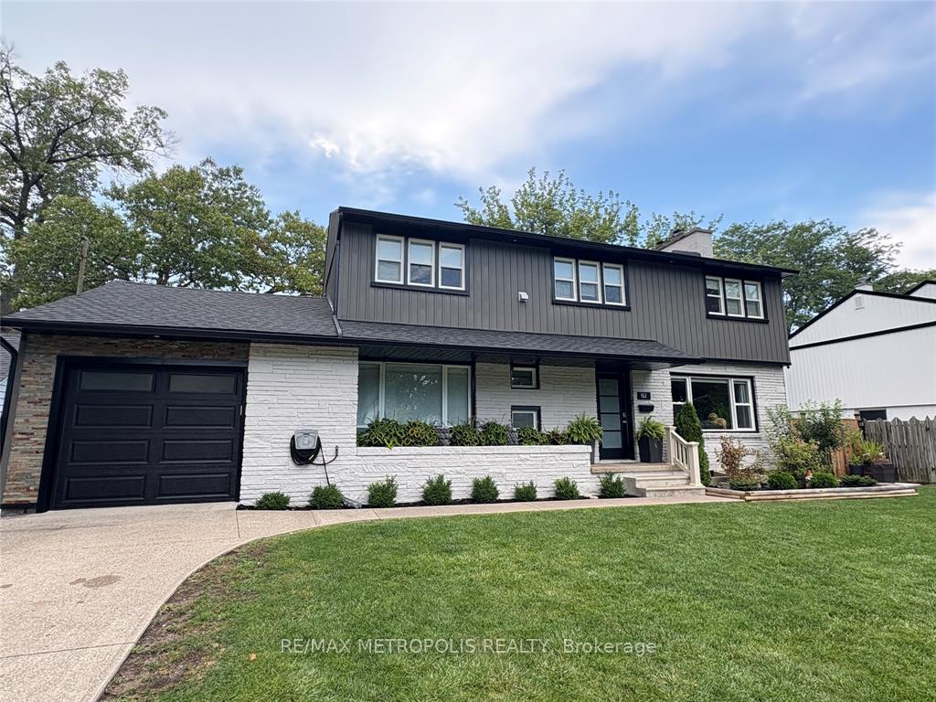 Photo 2 of 552 Cathcart Boulevard, Sarnia — HOMEH