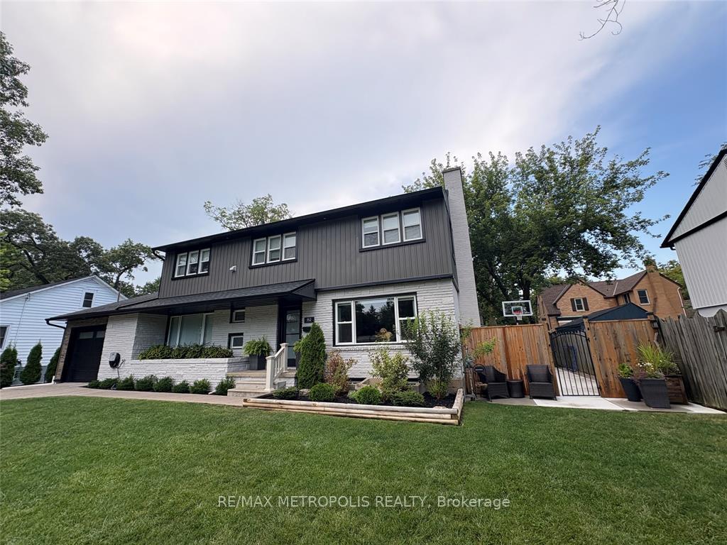 Photo 3 of 552 Cathcart Boulevard, Sarnia — HOMEH