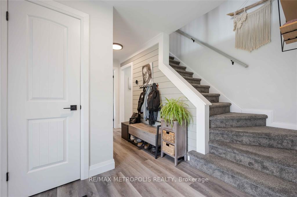 Photo 18 of 552 Cathcart Boulevard, Sarnia — HOMEH
