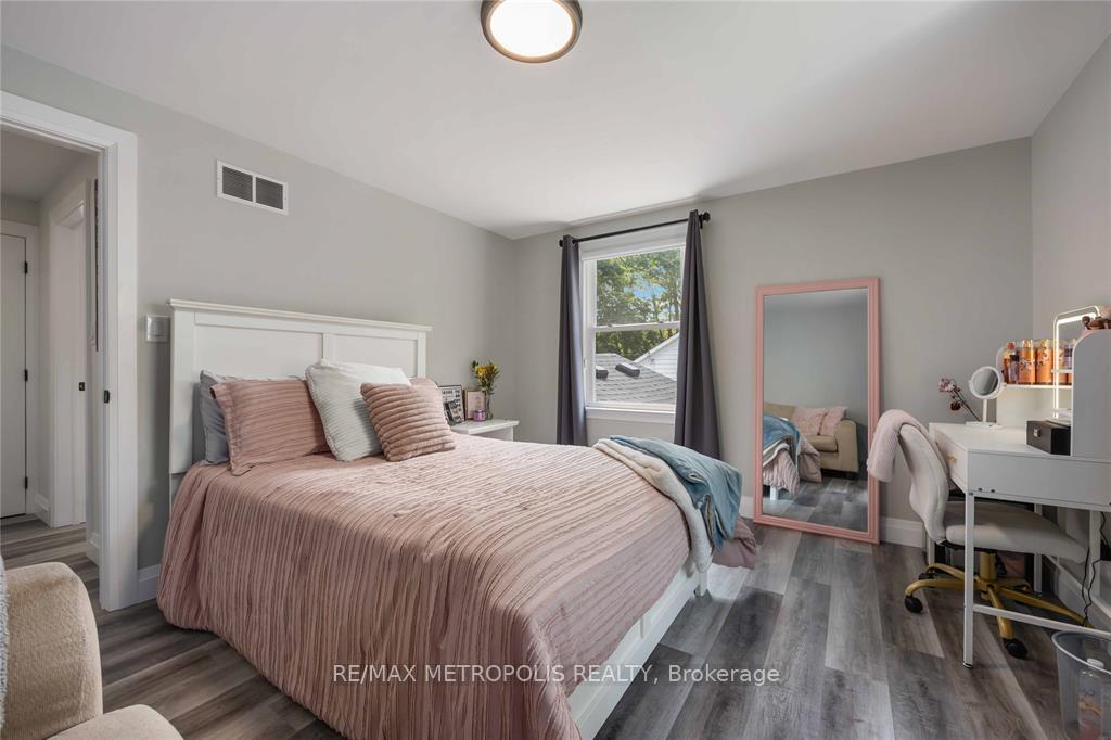 Photo 21 of 552 Cathcart Boulevard, Sarnia — HOMEH