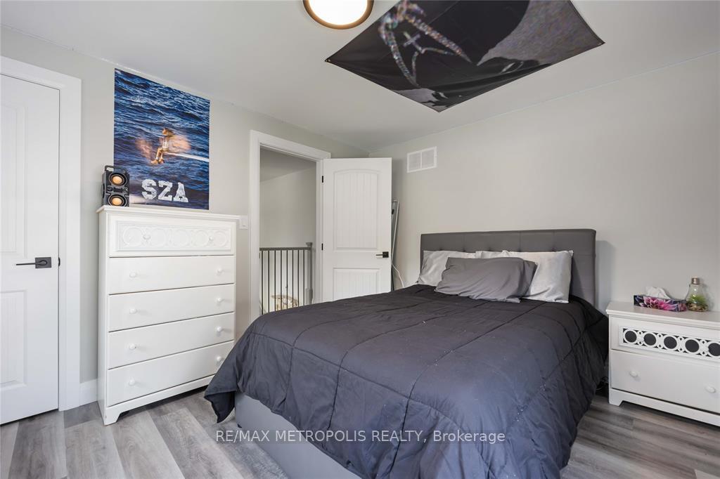 Photo 22 of 552 Cathcart Boulevard, Sarnia — HOMEH