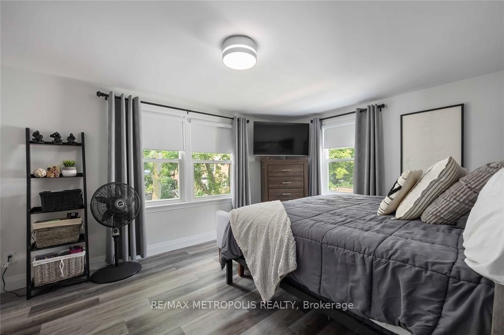 Photo 24 of 552 Cathcart Boulevard, Sarnia — HOMEH