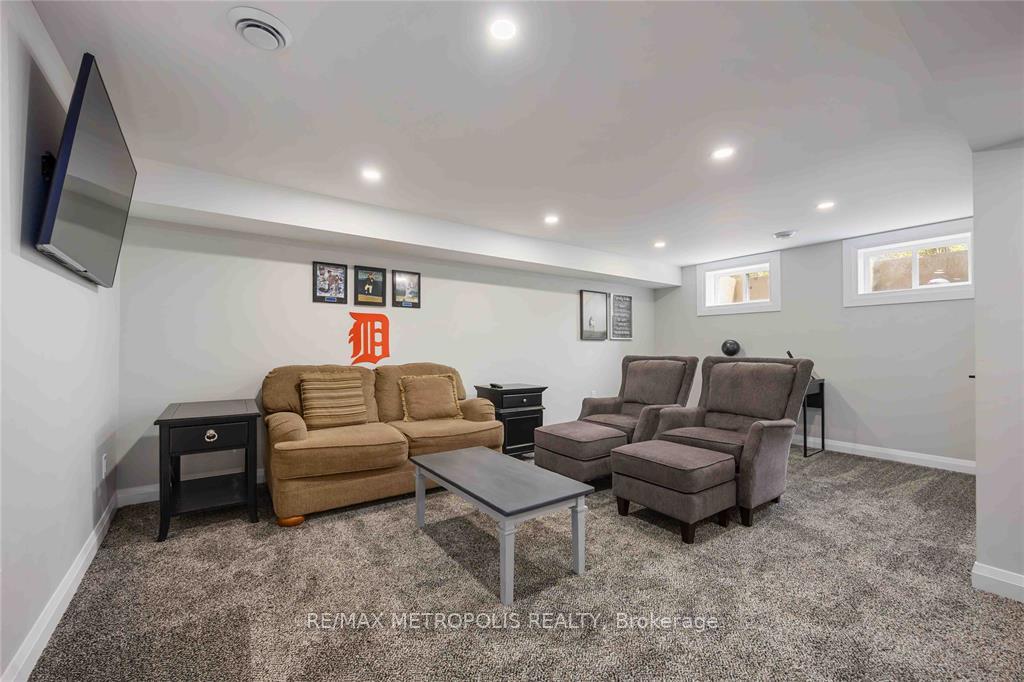 Photo 29 of 552 Cathcart Boulevard, Sarnia — HOMEH